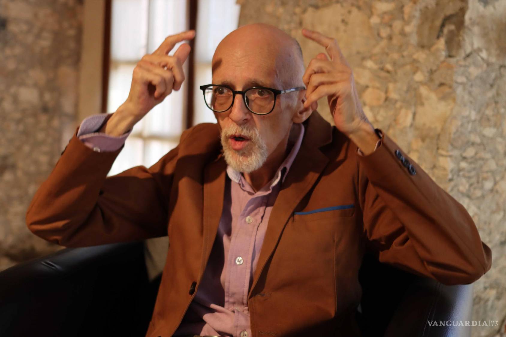 $!El historiador y arquitecto Arturo Villarreal dice que muchas leyendas pueden provenir de la mitología náhuatl que llegó a la región con los tlaxcaltecas.