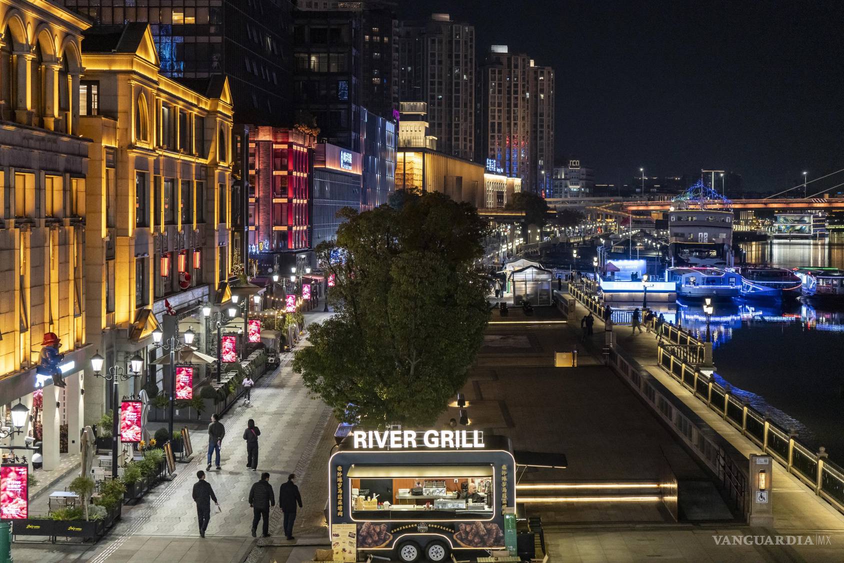 $!El distrito histórico del Antiguo Bund está repleto de galerías, restaurantes y bares poco concurridos en Ningbo, China.