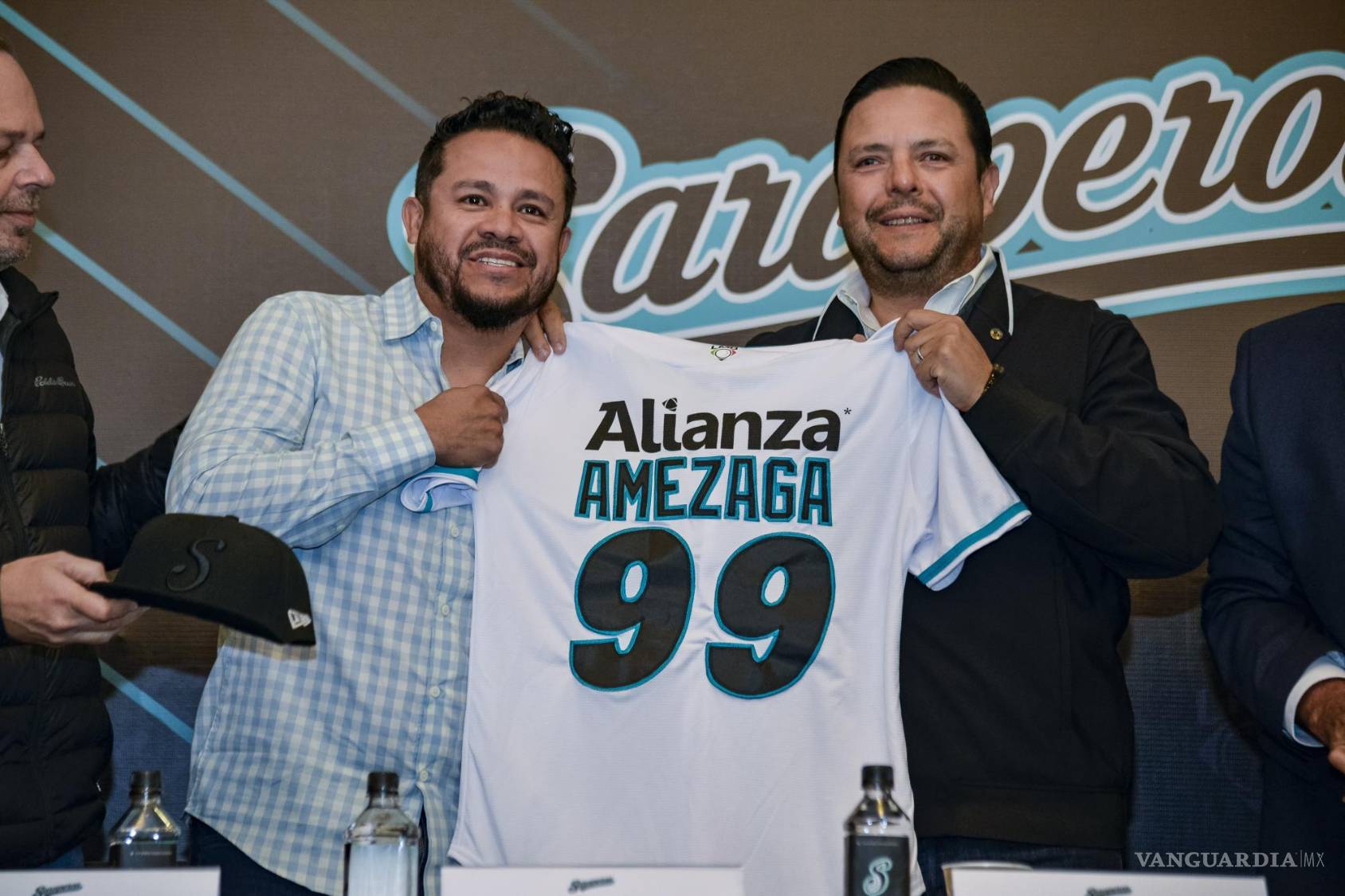 $!Oficialmente, Alfredo Amézaga ya es de la Nave Verde.