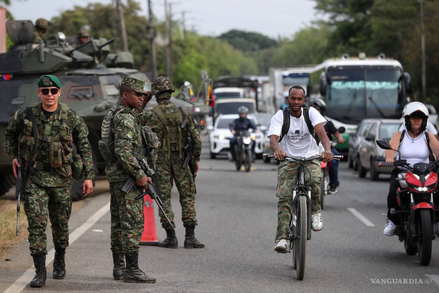 $!Las Fuerzas Armadas colombianas deberán desplegarse ante casi 27,000 combatientes ilegales.