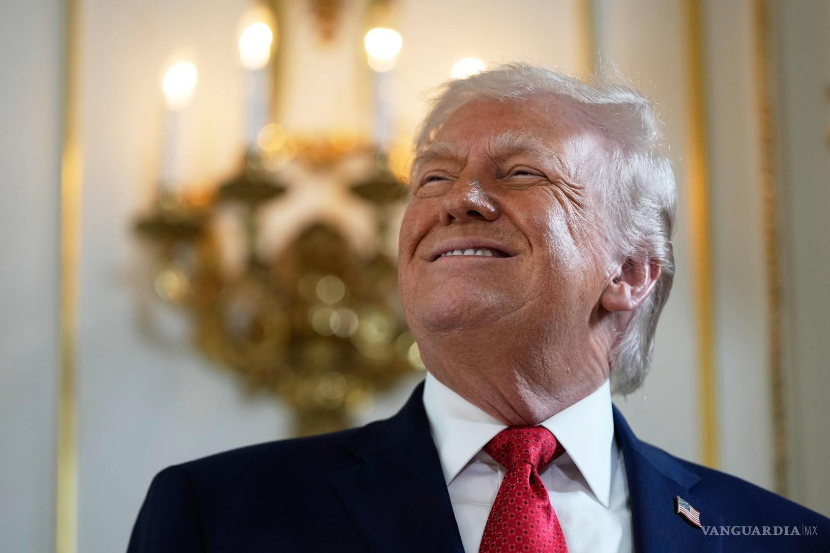 $!Según los informes de declaración patrimonial, los ingresos de Donald Trump se dispararon a un mínimo de 2.2 millardos de dólares en su regreso al cargo, impulsados en gran medida por sus nuevas e inéditas empresas de criptomonedas.