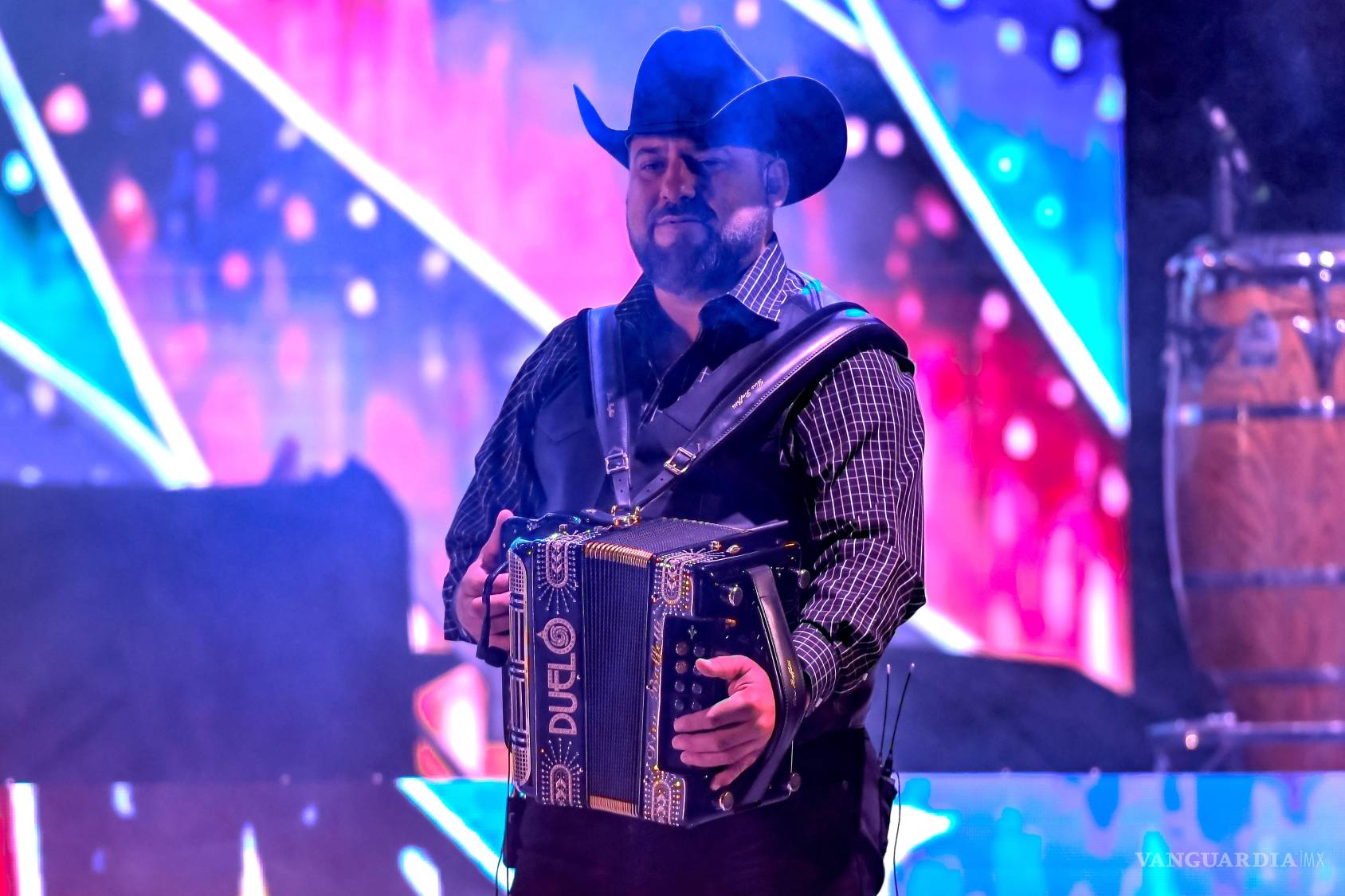 $!El grupo Duelo derrocha amor y nostalgia en concierto en Saltillo