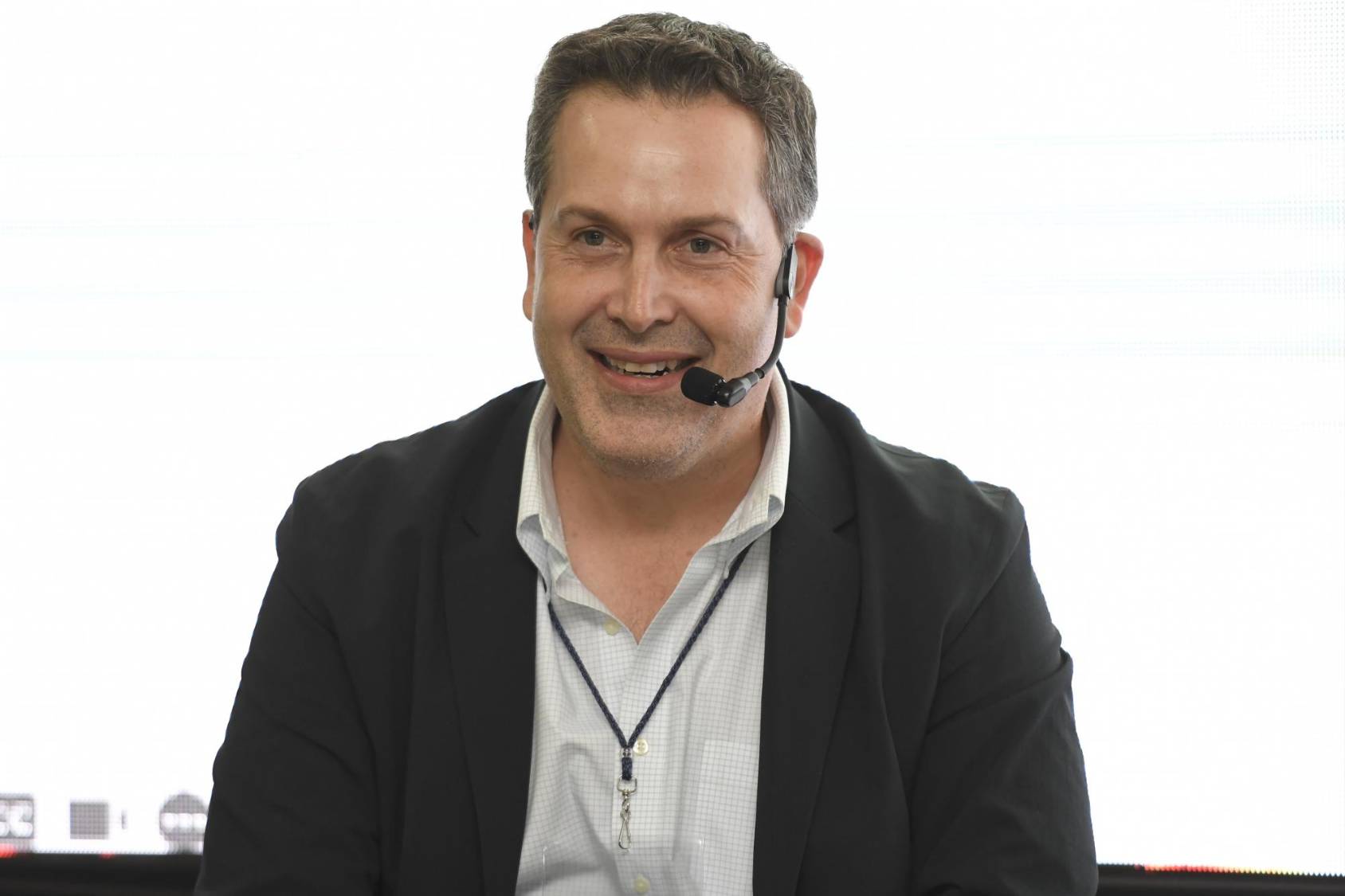 $!Armando Castilla, director de Grupo VANGUARDIA enfatizó la necesidad de que el estado comience a invertir en desarrollo de tecnología, como ocurrió en Corea del Sur.