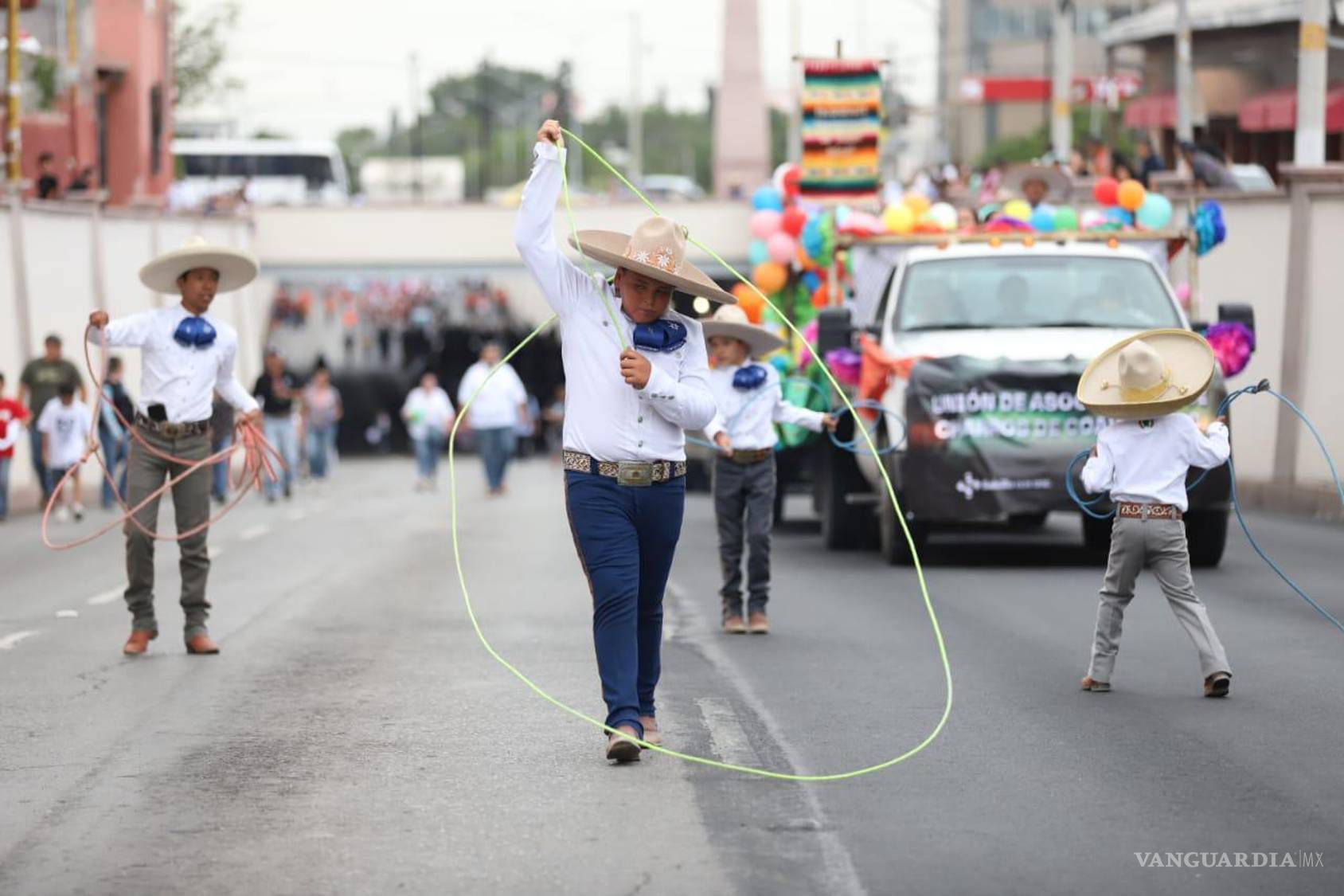 $!Charros infantiles hicieron gala de sus habilidades.