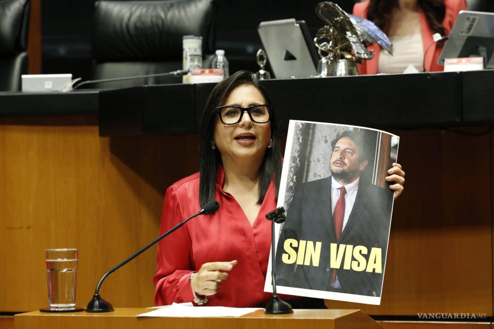$!La senadora Mayuli Latifa Martínez Simón llevó a tribuna el tema del retiro de la visa de Andrés Manuel López Beltrán y llamó a que se abra una investigación.