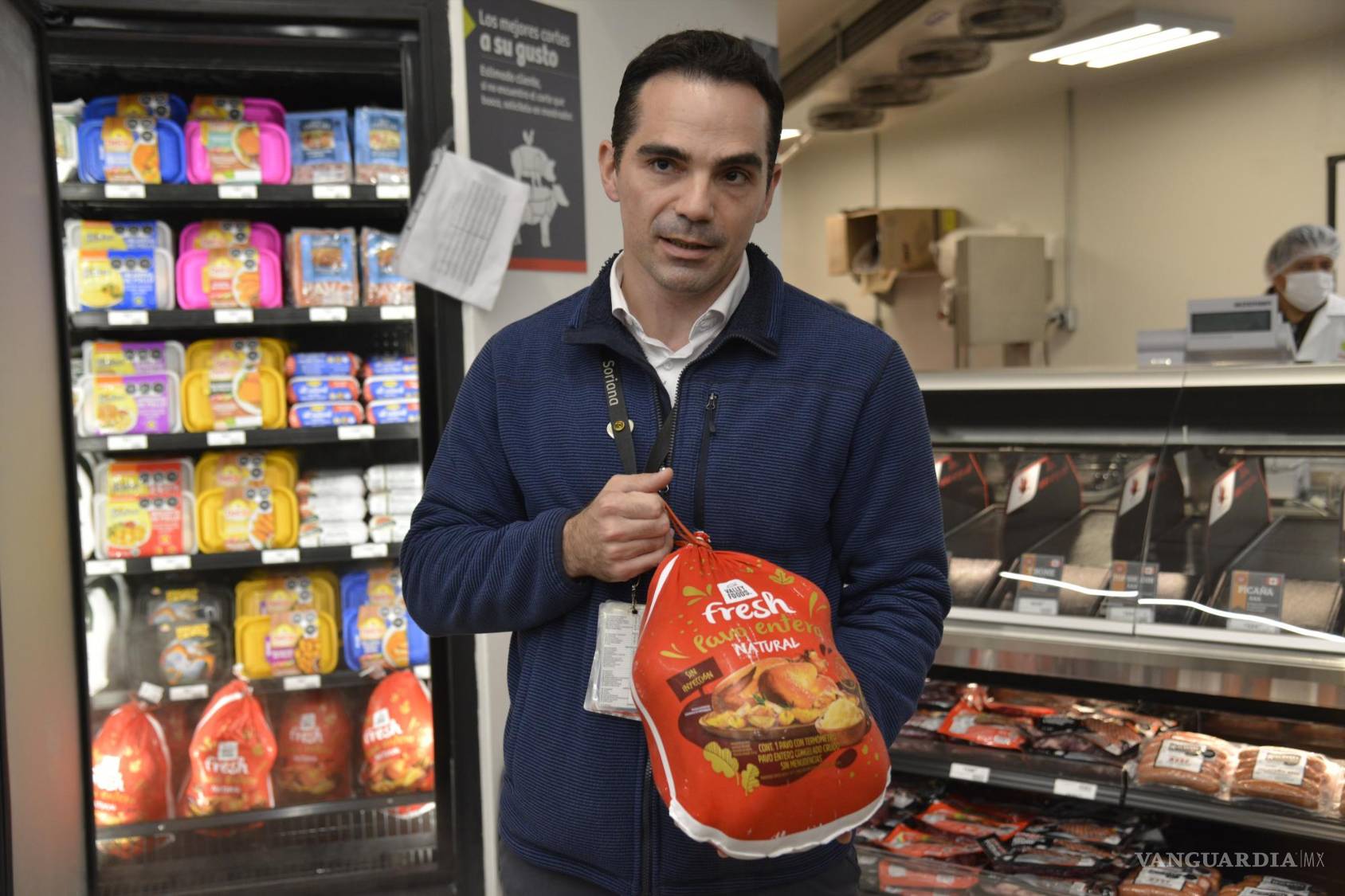 $!Bruno Escriva Machado, director de la tienda Soriana Super Campestre, explicó para VANGUARDIA el concepto innovador del supermercado.