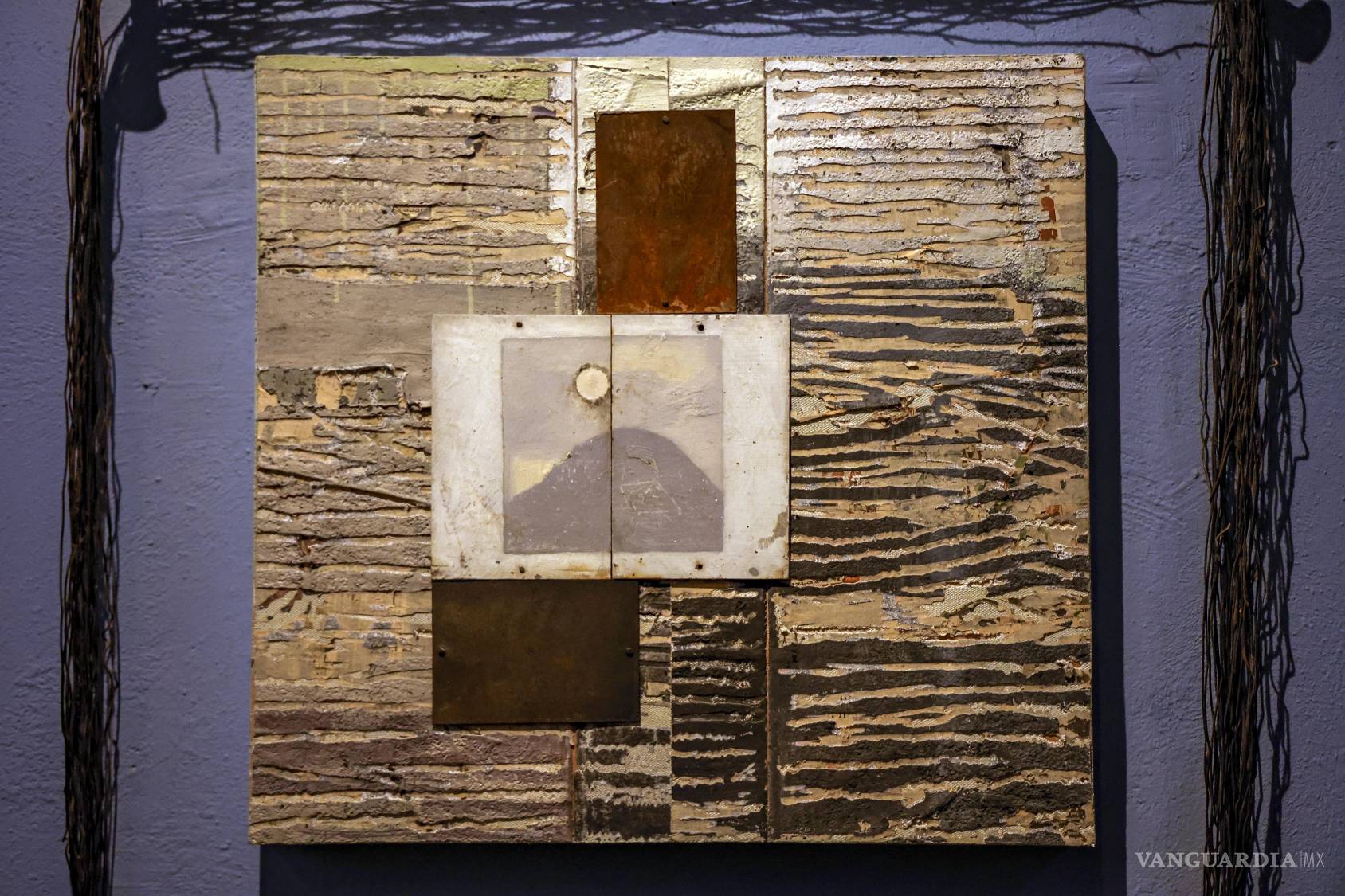 $!Lo abstracto y lo realista conviven en los paisajes de Carlos Farías en el Cerdo de Babel