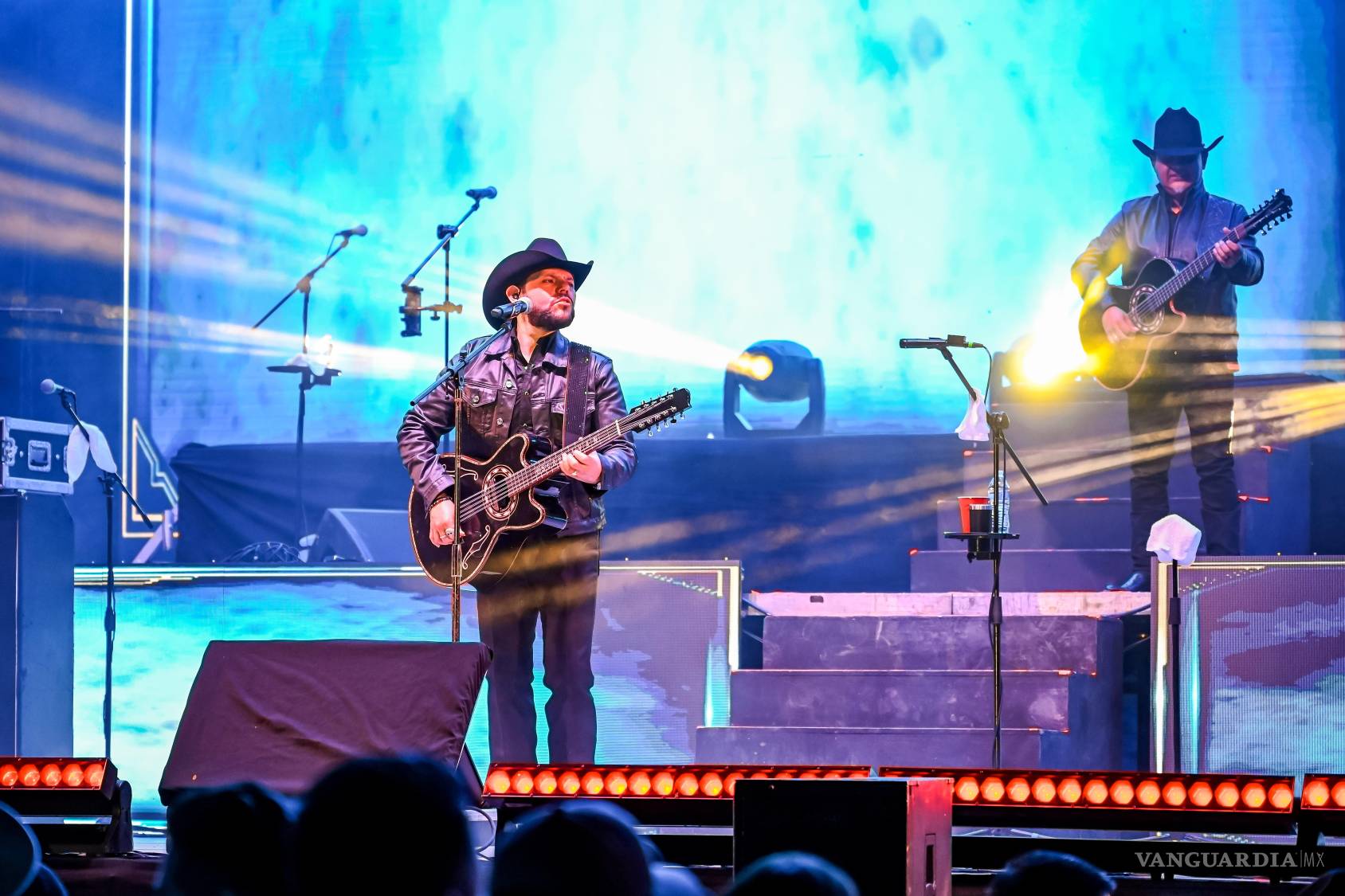 $!El grupo Duelo derrocha amor y nostalgia en concierto en Saltillo