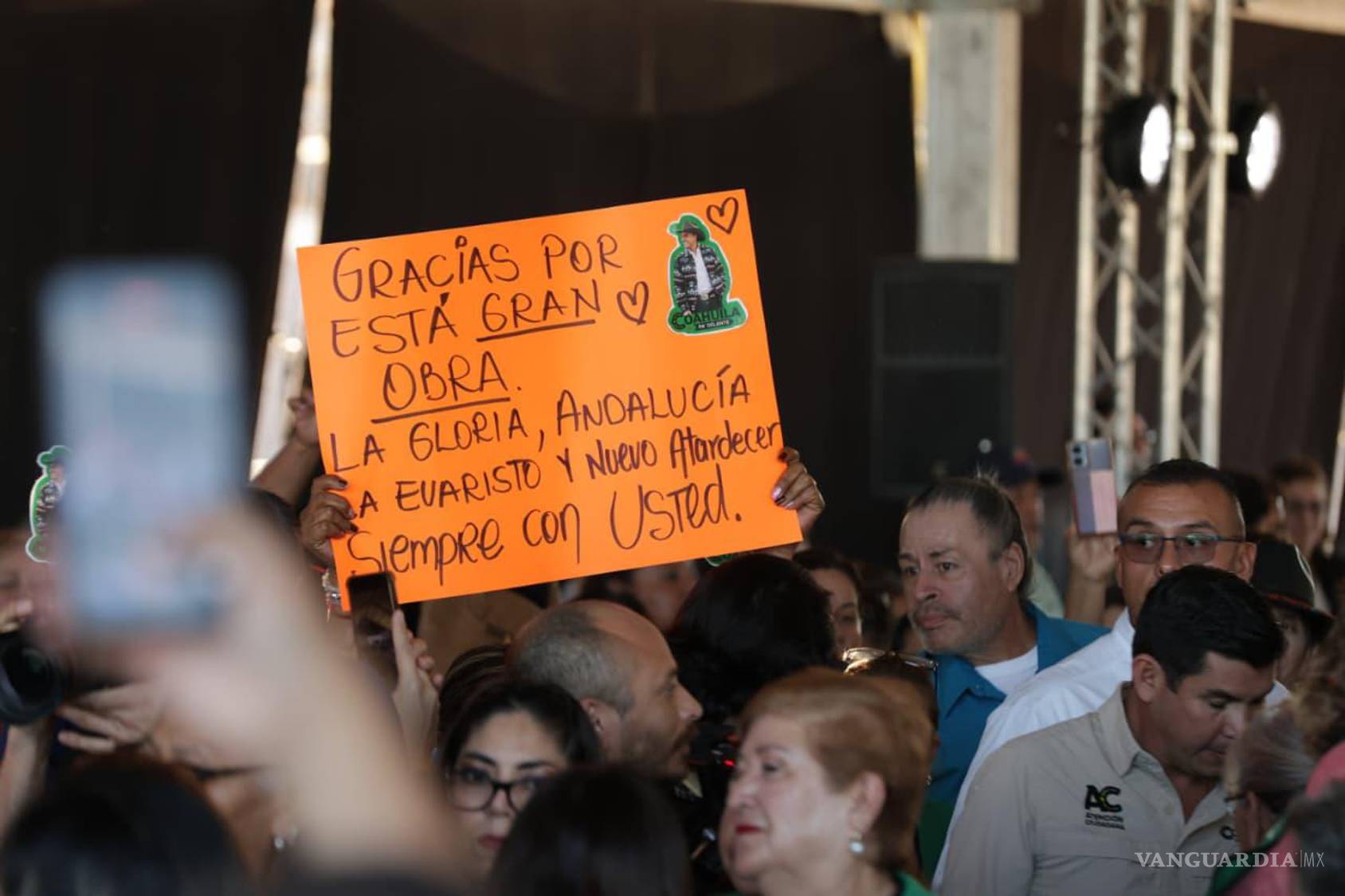 $!Habitantes del sector destacan que la obra redujo su tiempo de traslado de 40 minutos a tan solo 7 minutos.