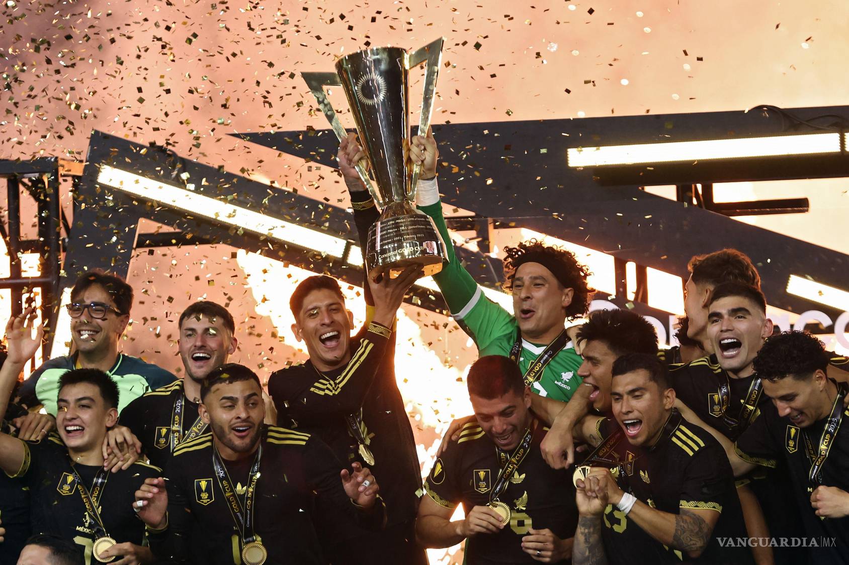 $!Una de las últimas alegrías de México en este proceso del 2025 fue haber alzado la Copa Oro, luego de vencer a su acérrimo rival, Estados Unidos.