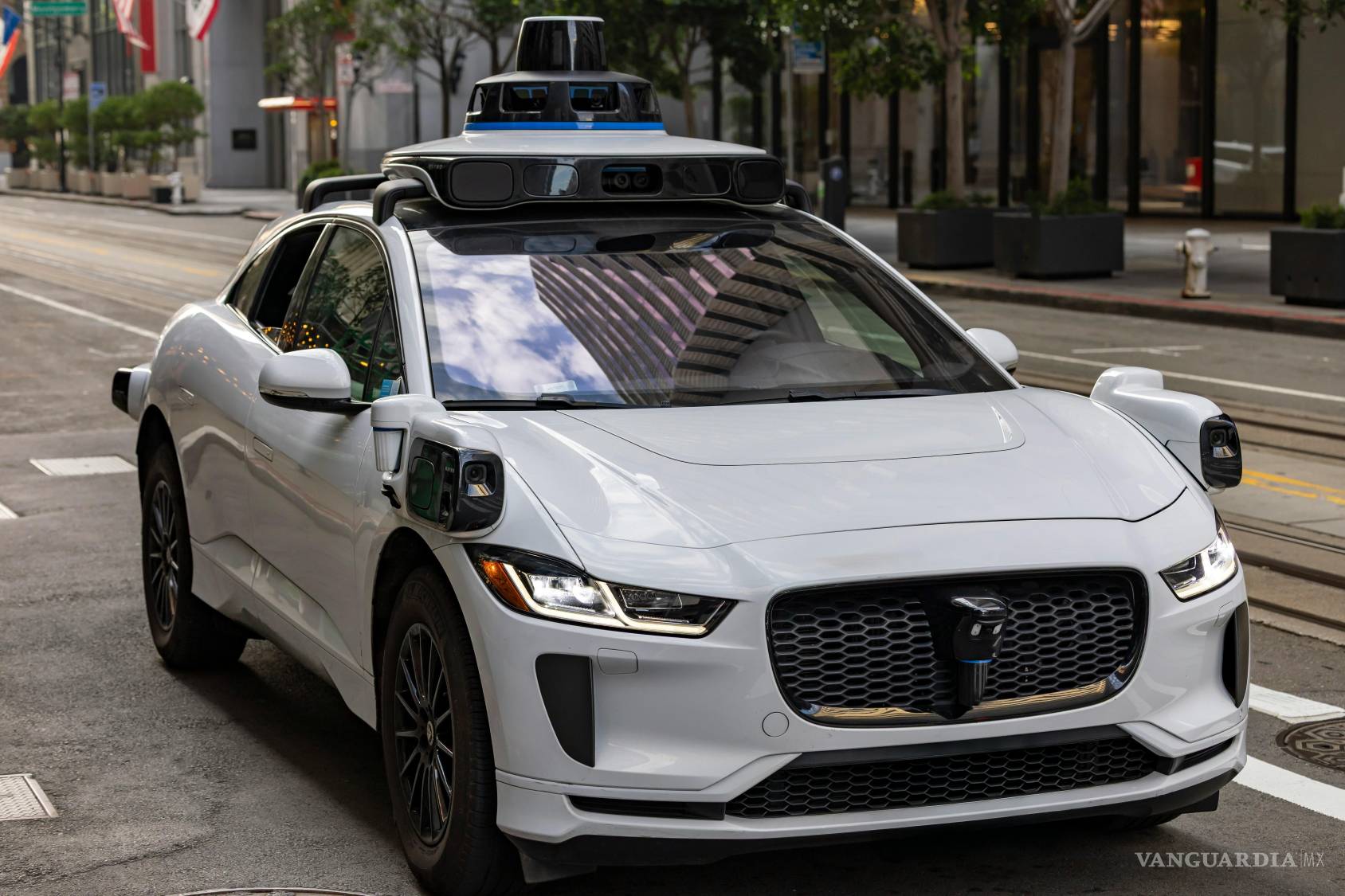 $!A medida que las computadoras toman el control de los autos, los expertos se preocupan por la seguridad