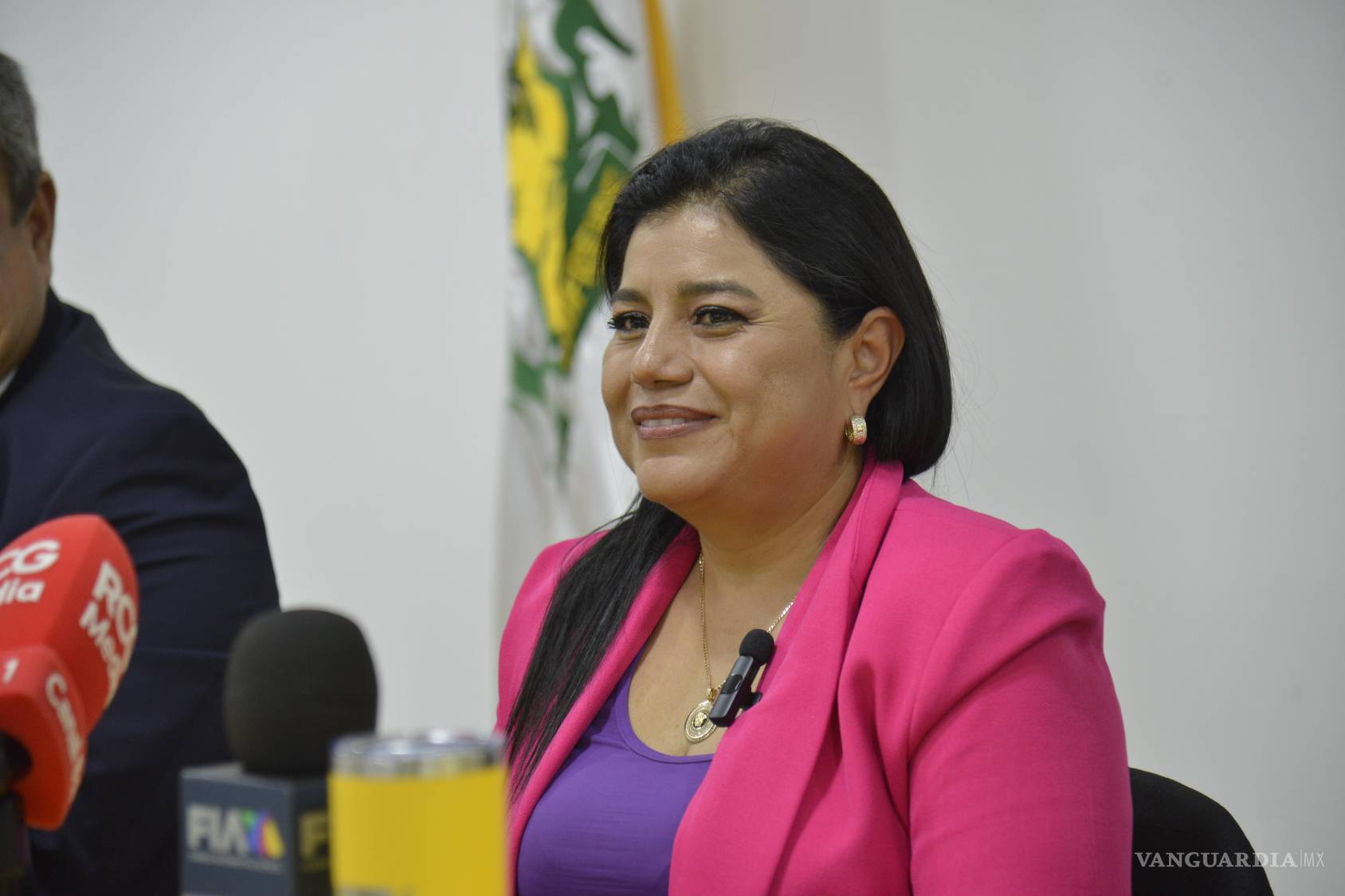 $!Cinthia Yadira Martínez Monsiváis, directora general de UniFreire, aseguró no tener conocimiento de casos de egresados que no hayan recibido su título tras concluir sus estudios.