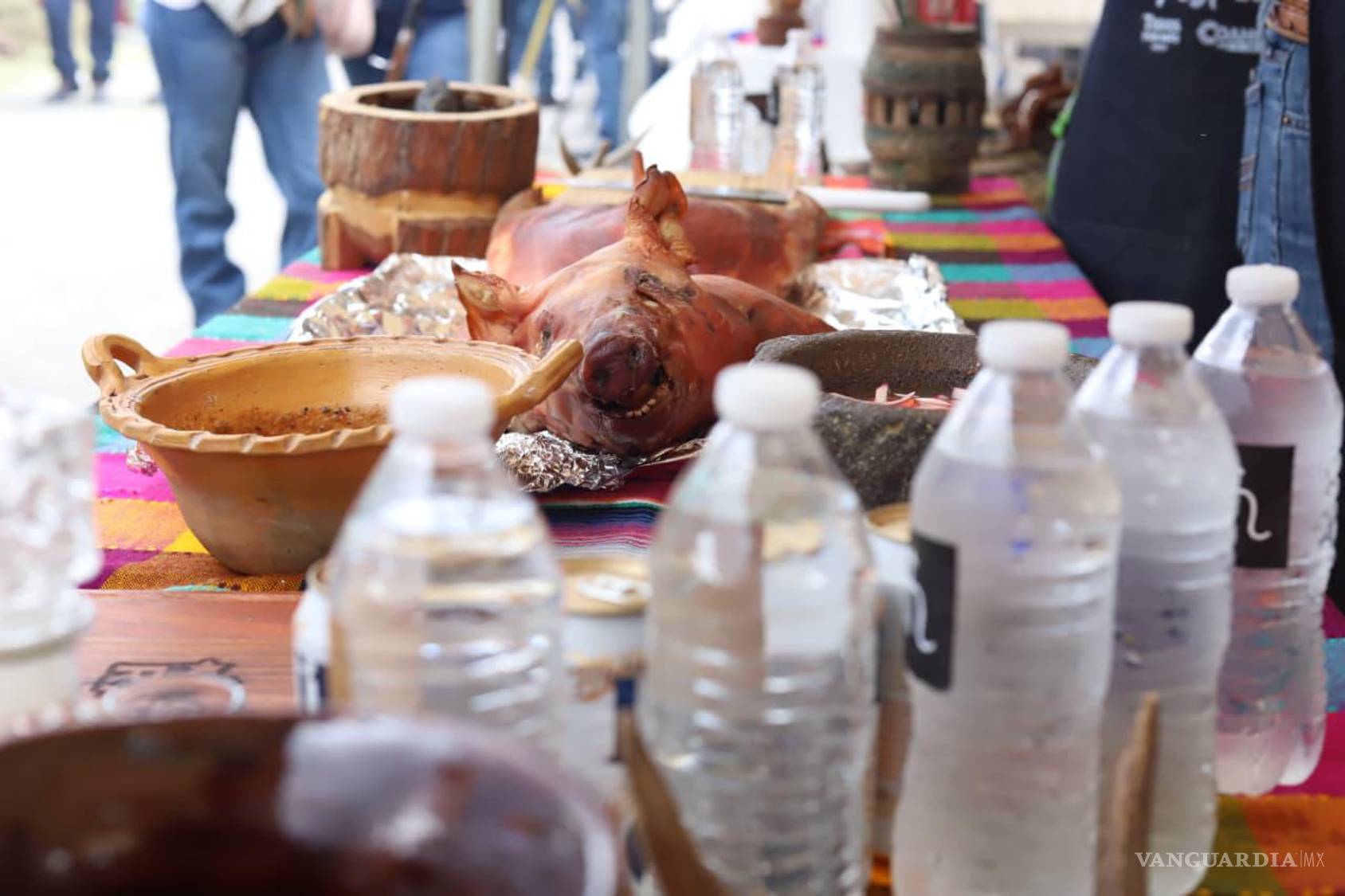 $!El alcalde Tomás Gutiérrez destacó que el evento fortalece las raíces locales y promueve la unión familiar a través de la gastronomía.