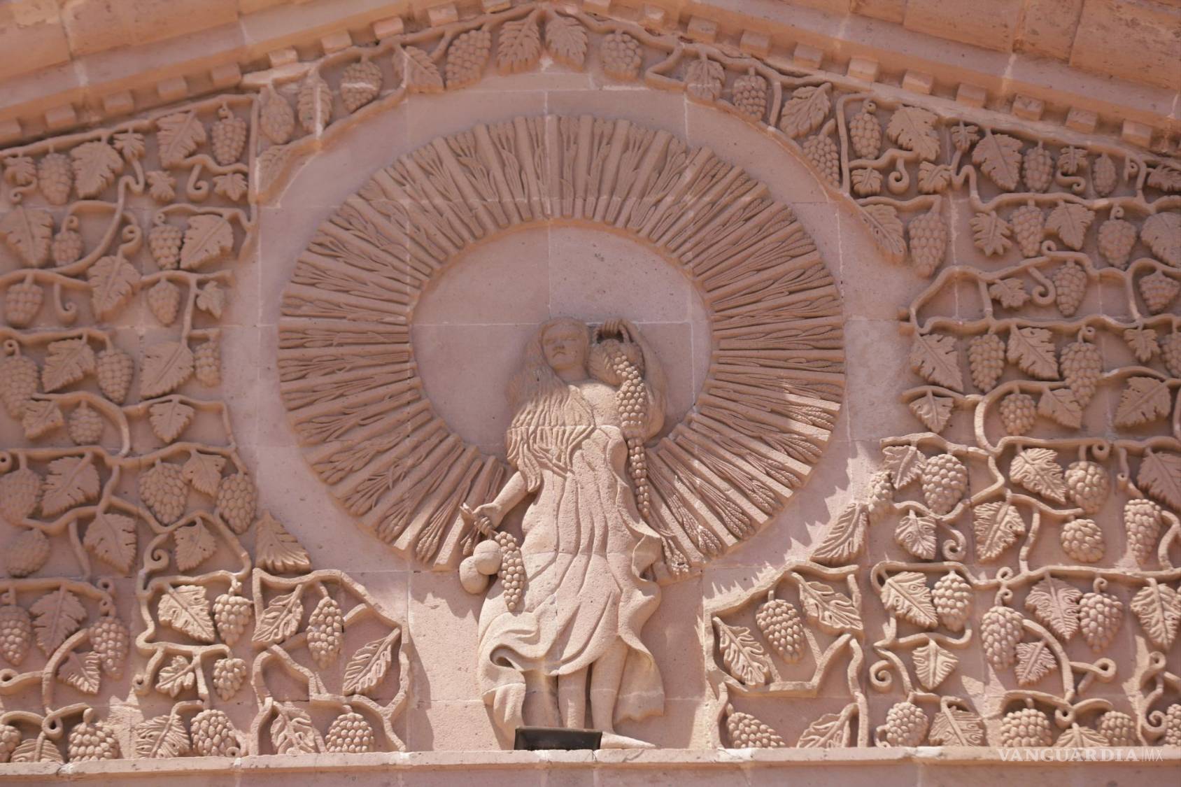 $!La cantera rosa se ha convertido en un símbolo de orgullo para la ciudad de Saltillo, destacando su belleza y su conexión con la historia y la tradición de la región.