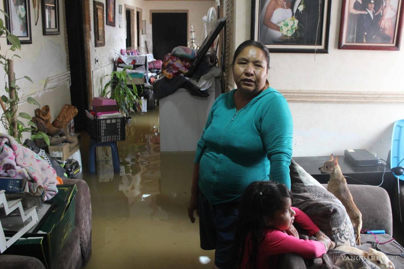 $!‘Ahogan’ lluvias a Torreón; suspende SEP clases en la Región Laguna