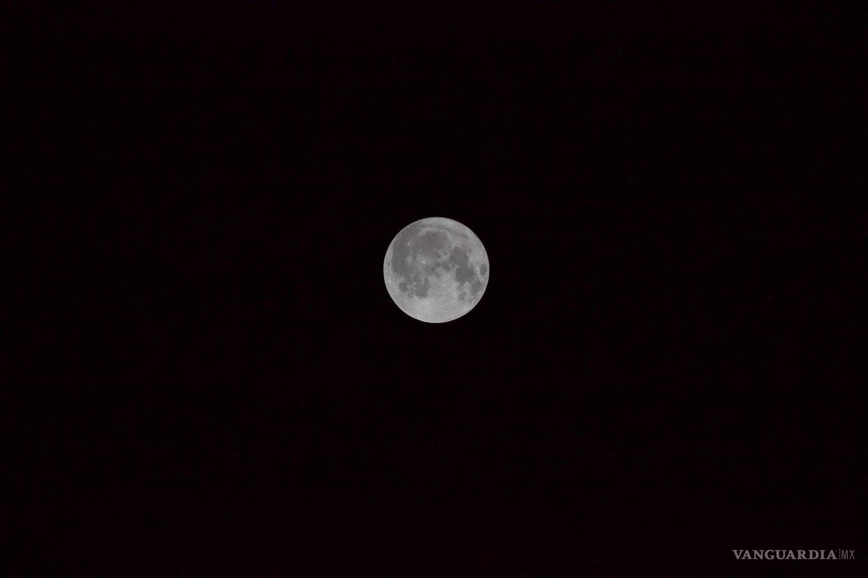 $!El brillo de la Luna puede dificultar la observación de los meteoros más tenues durante el máximo de las Oriónidas.