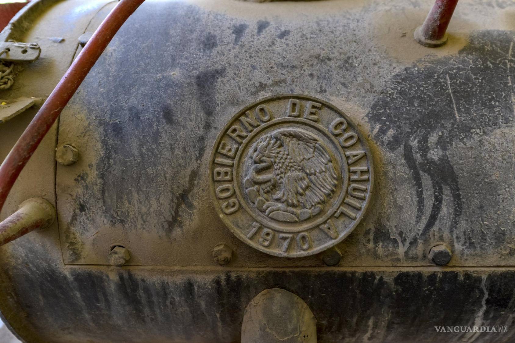 $!El tren número 3038, donado en 1970, fue una atracción central en la Ciudad Deportiva, primero funcionando a vapor y luego adaptado a gasolina.