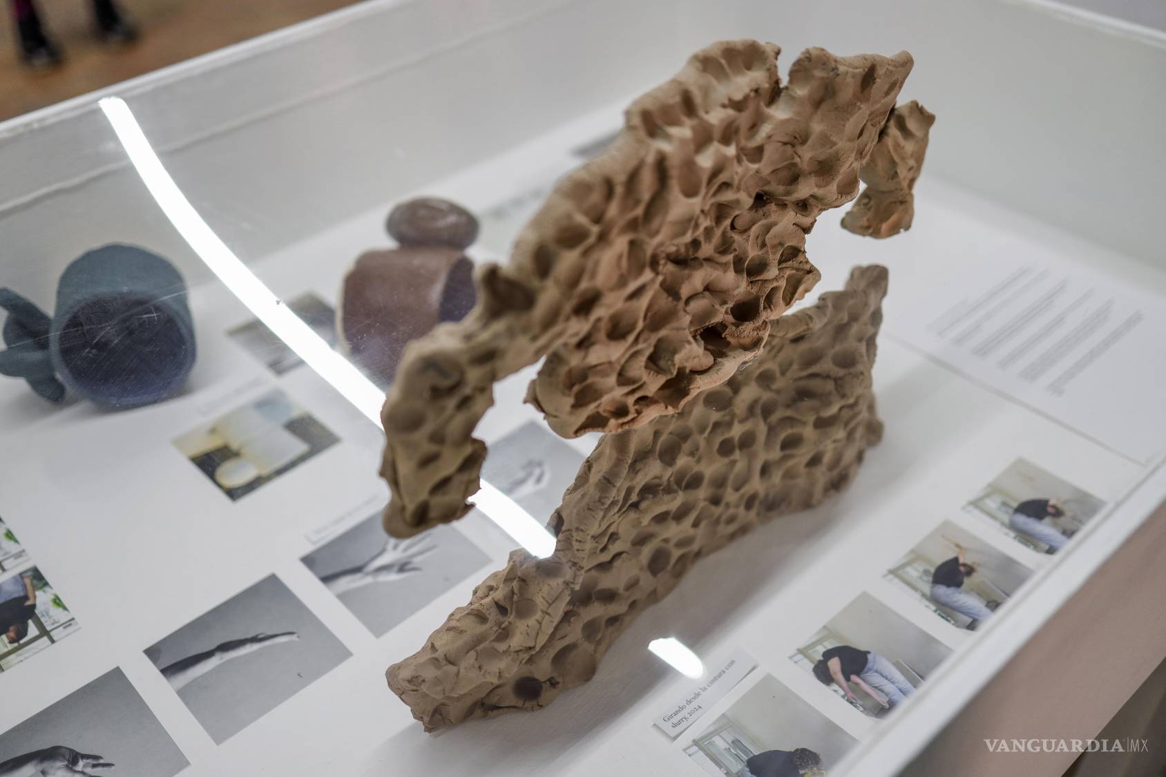 $!Vange Tamez regresa a su tierra para su primera exposición individual “Siempre cuerpo”