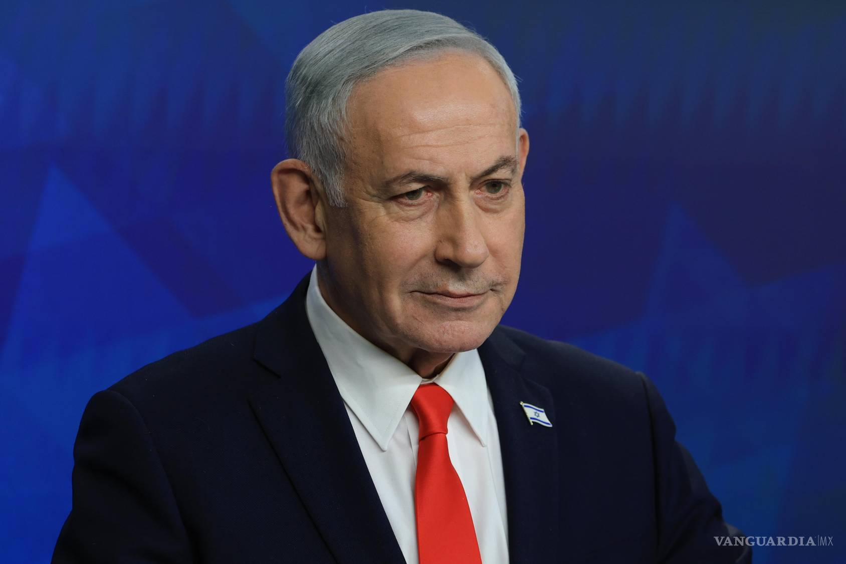 $!El primer ministro israelí, Benjamin Netanyahu, ofrece una rueda de prensa en Jerusalén.