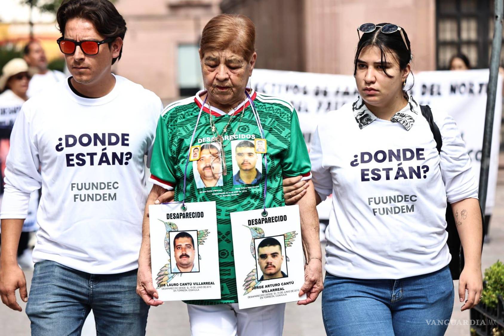 $!Con fotografías y pancartas, buscadores exigieron respuestas para sus seres queridos desaparecidos.
