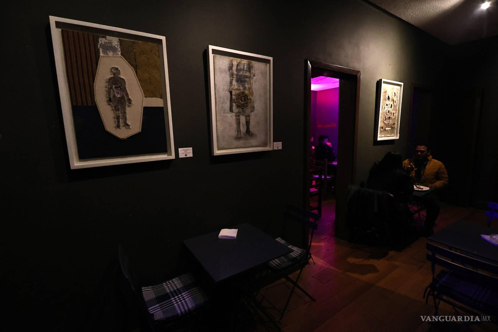 $!Daniela Elidett se adentra en el potencial del arte con exposición en Malasaña, nueva taberna de Saltillo