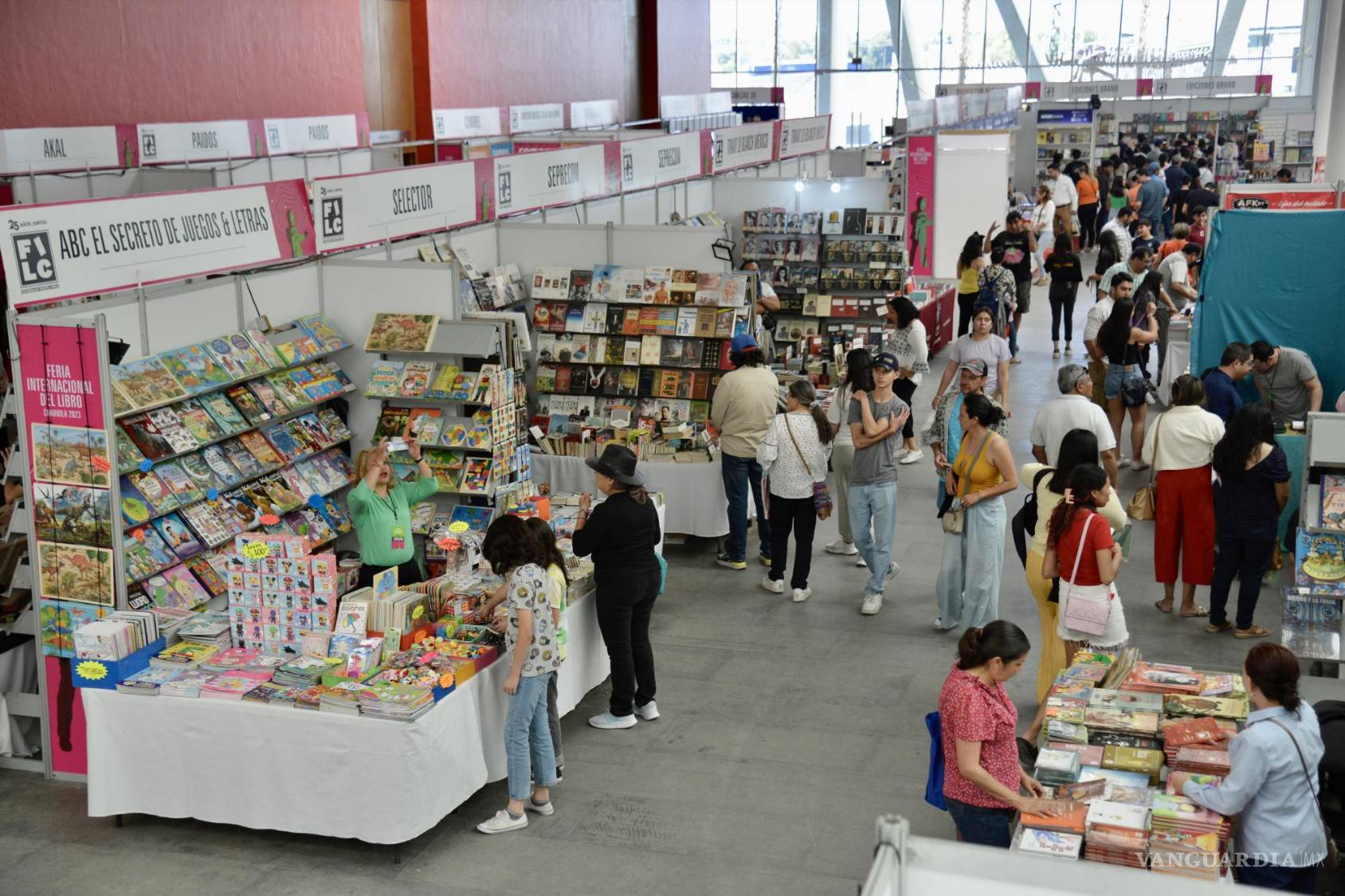 $!Actualmente la FILC es una de las más importantes ferias del libro del país.