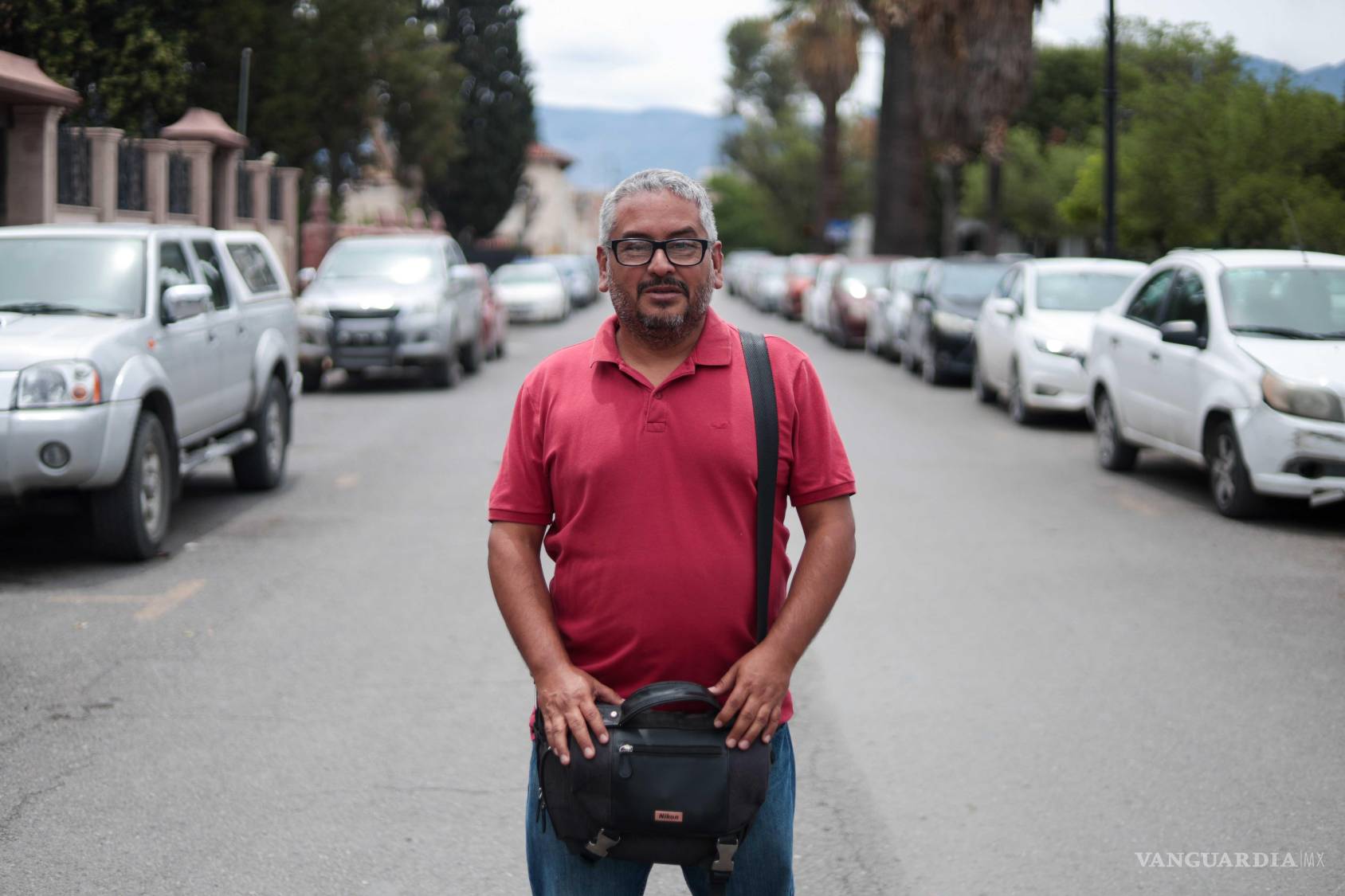 $!Jesús Peña, icónico reportero del SEMANARIO de Vanguardia sumó un reconocimiento más a su trayectoria periodística con una mención especial que le otorga el premio Breach/Valdes sobre periodismo y Derechos Humanos.