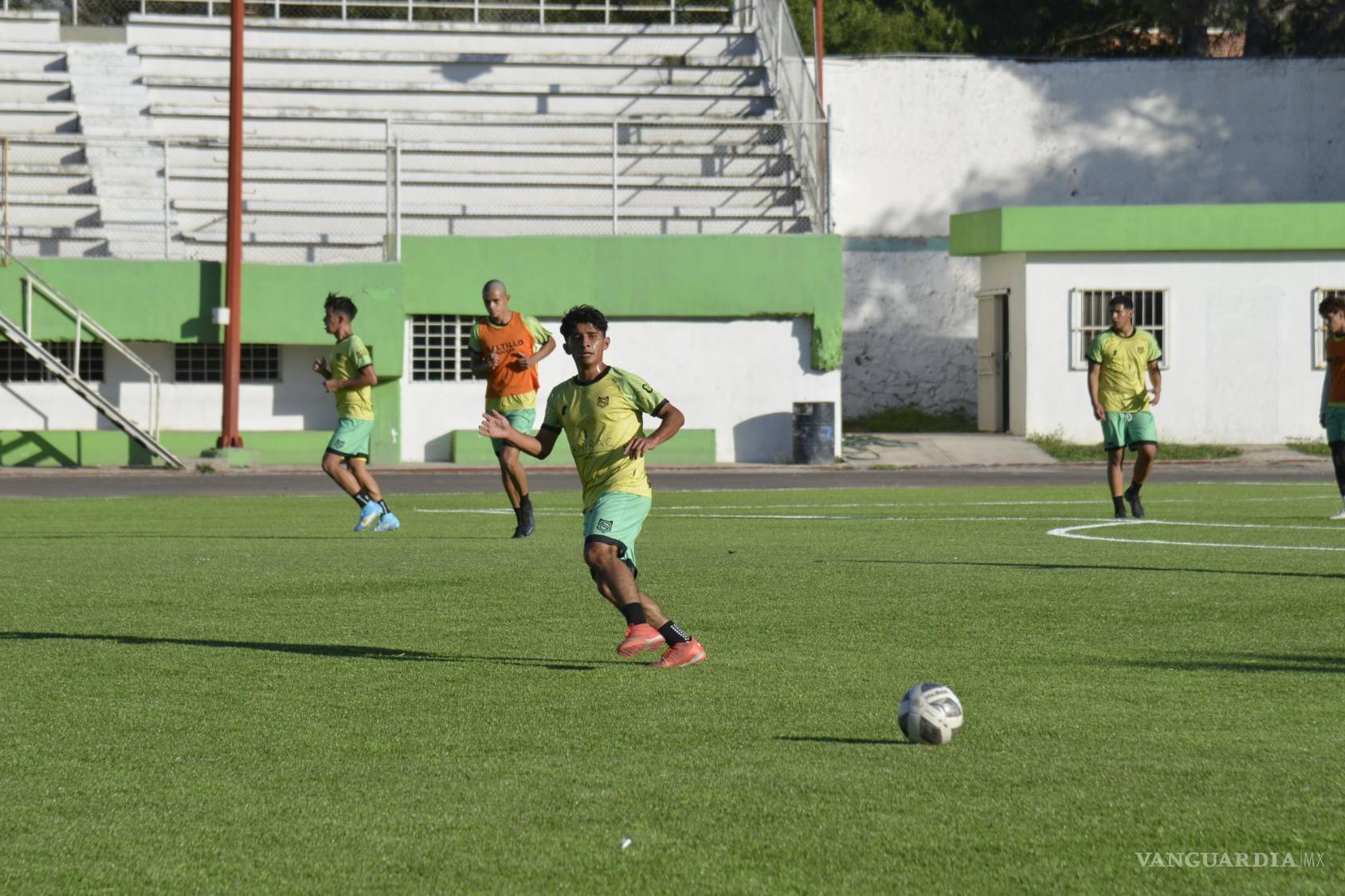 $!Los saltillenses iniciaron su campaña con la victoria 3-1 sobre el Matamoros en el estadio Olímpico.