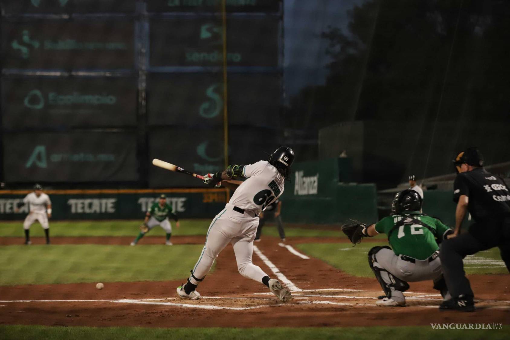 $!Rainel Rosario regresó a la actividad con la novena saltillense, después de su participación en los Juegos Centroamericanos.