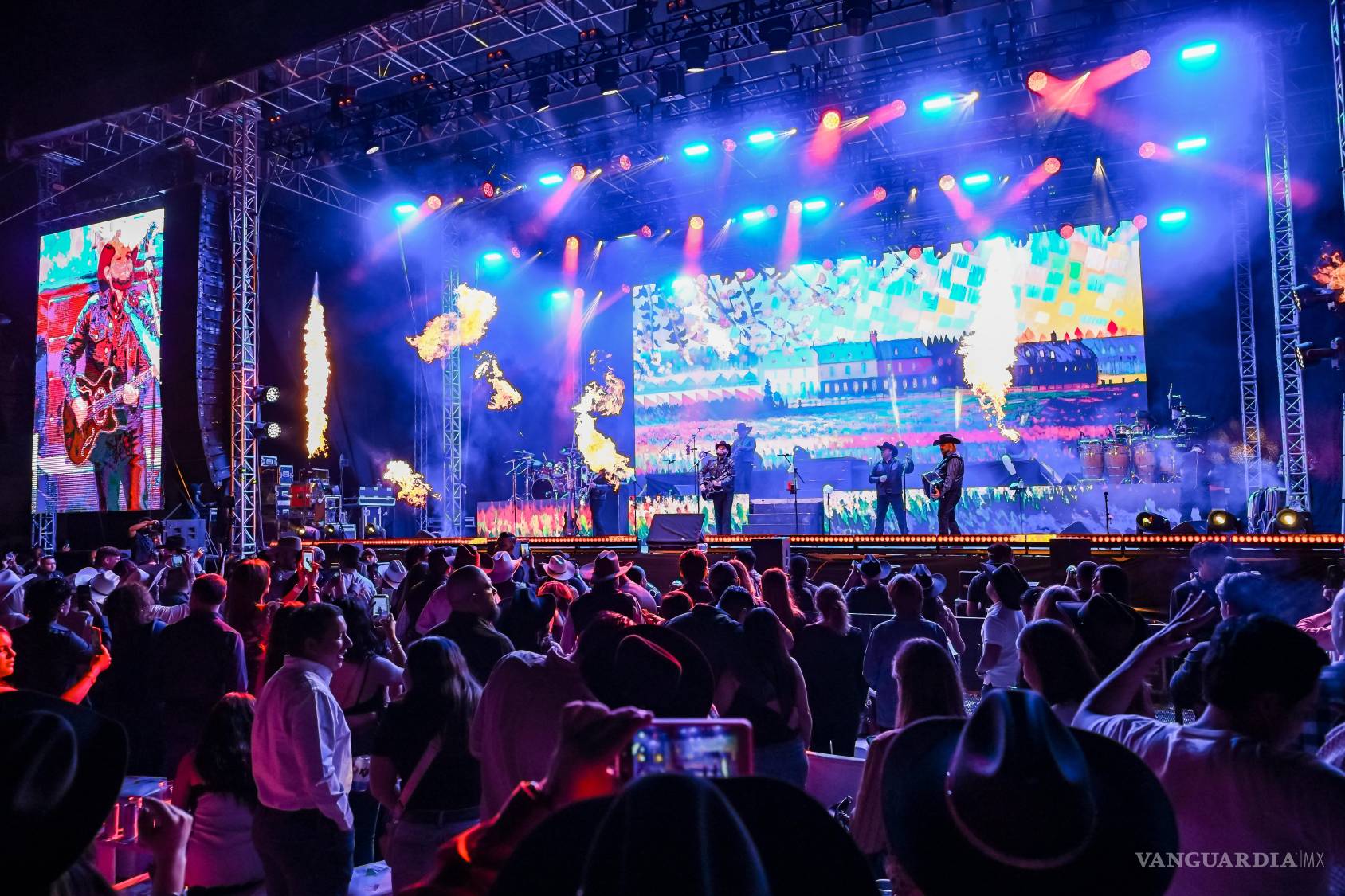 $!El grupo Duelo derrocha amor y nostalgia en concierto en Saltillo