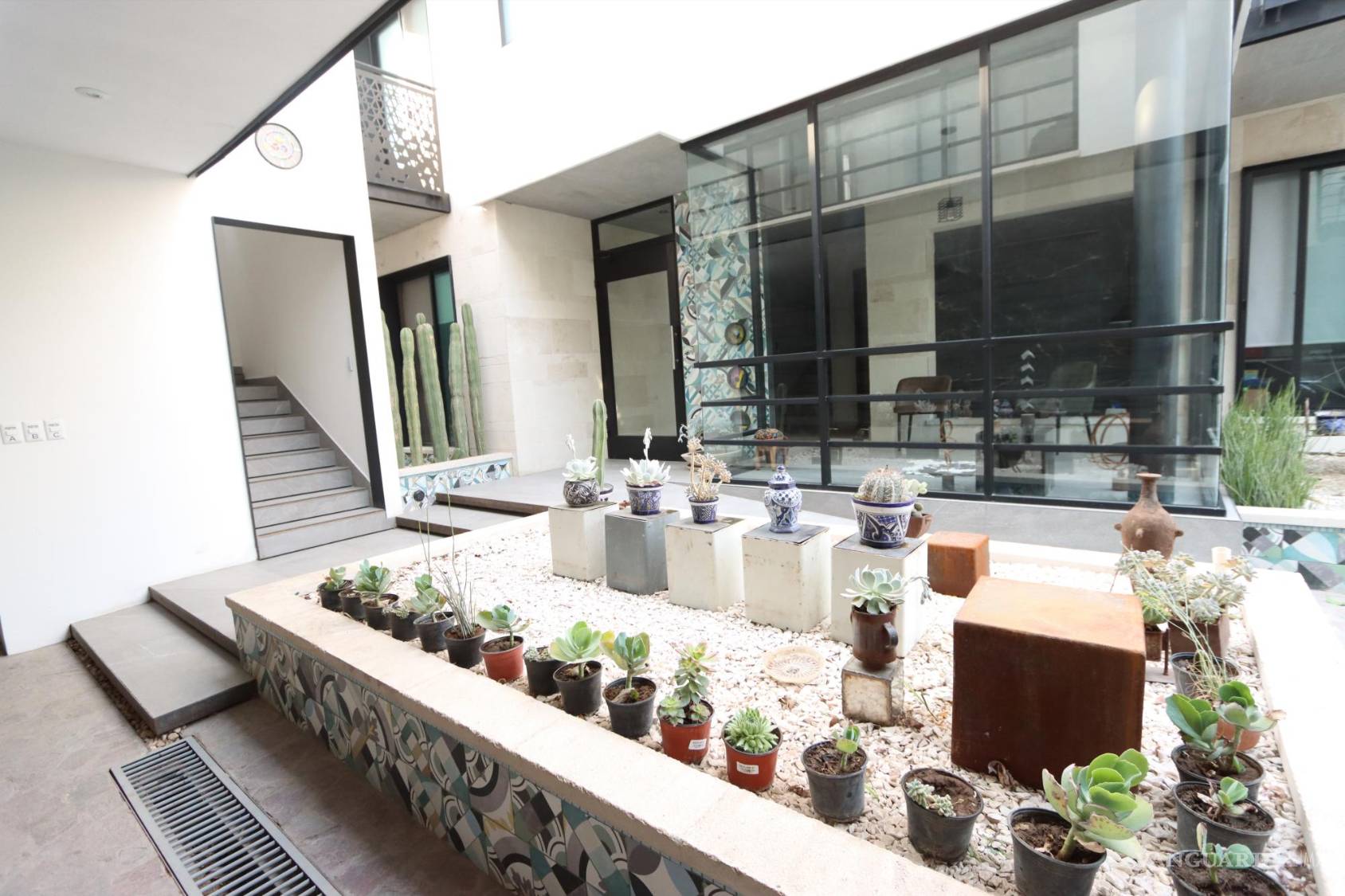 $!Está construida pensando en conservar la inercia térmica, con aislamiento de los muros exteriores y el techo de poliuretano en placa.