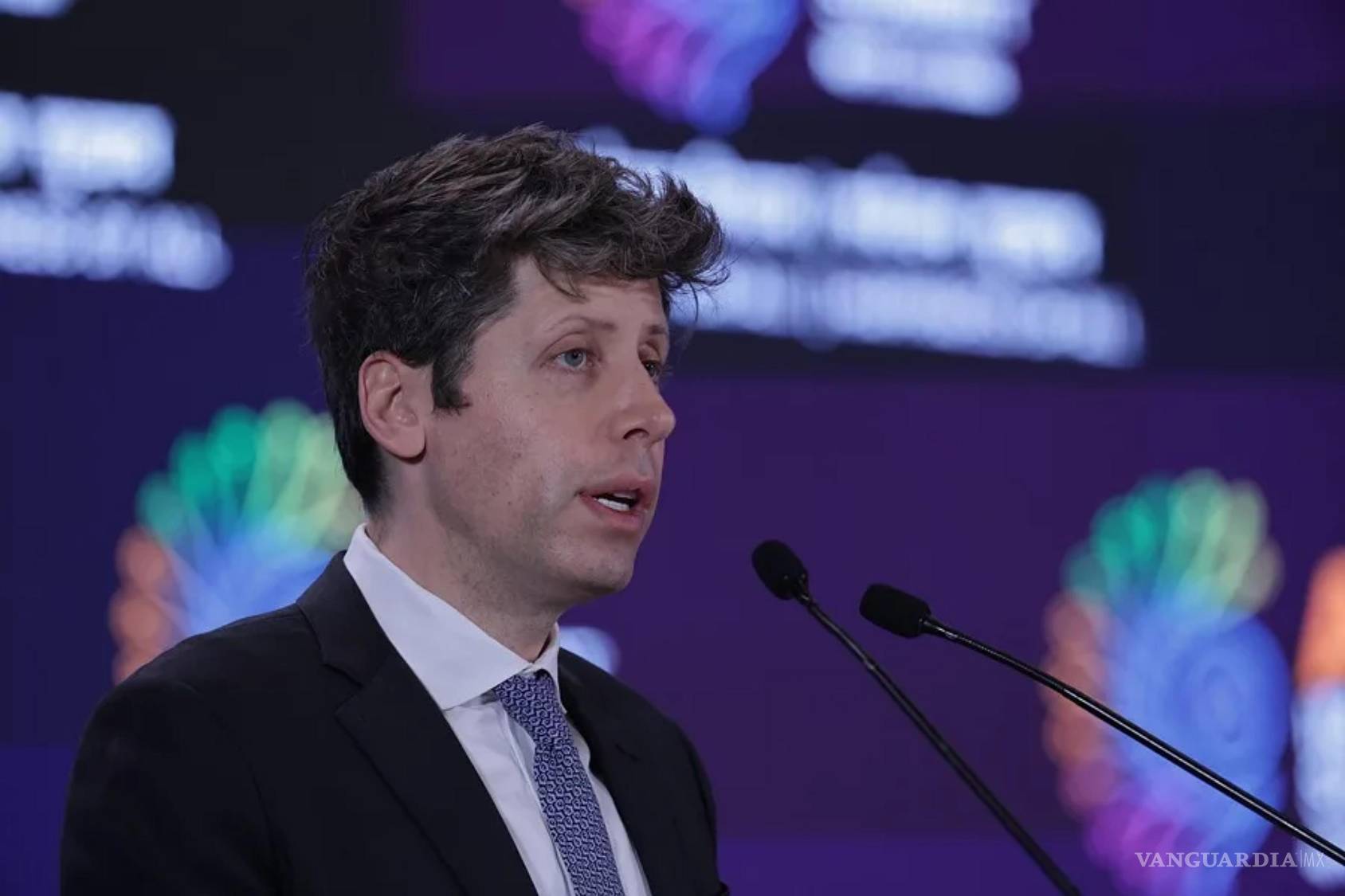 $!El director ejecutivo de OpenAI, Sam Altman, en una sesión de la Cumbre sobre el Impacto de la IA 2026 en Nueva Delhi, India.