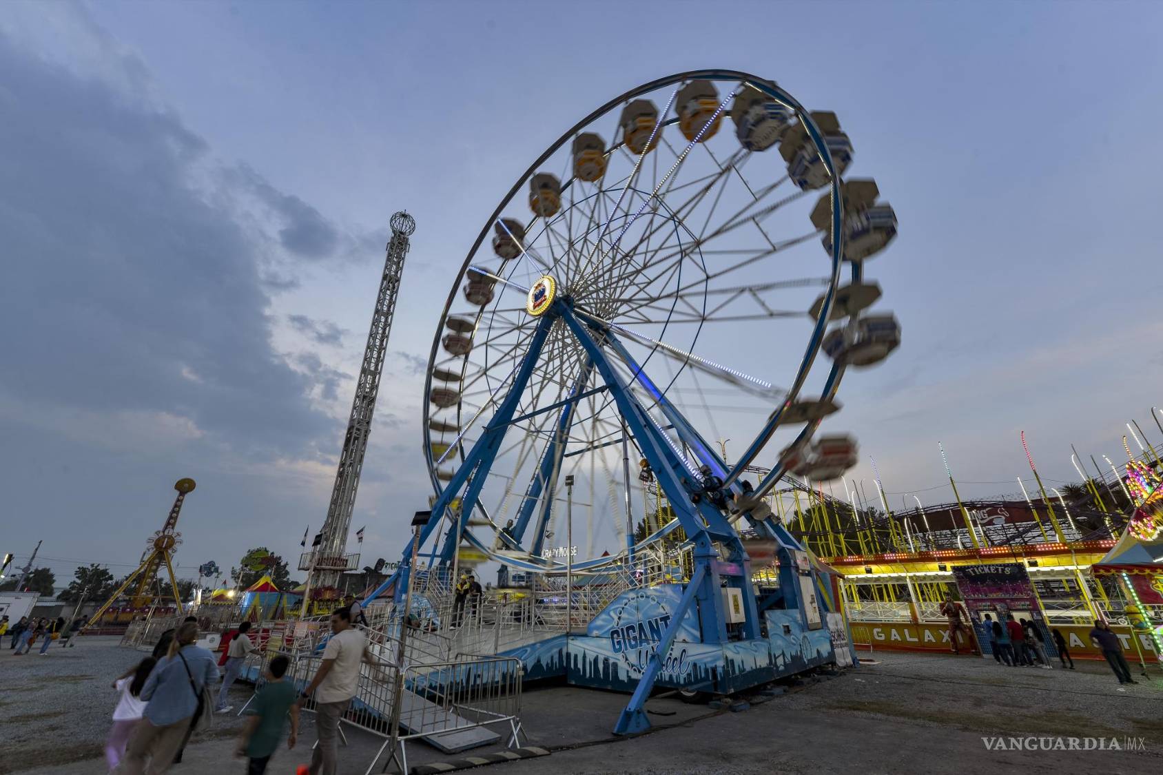 $!Más de 150 elementos de la Policía Estatal vigilan las instalaciones de la Feria.