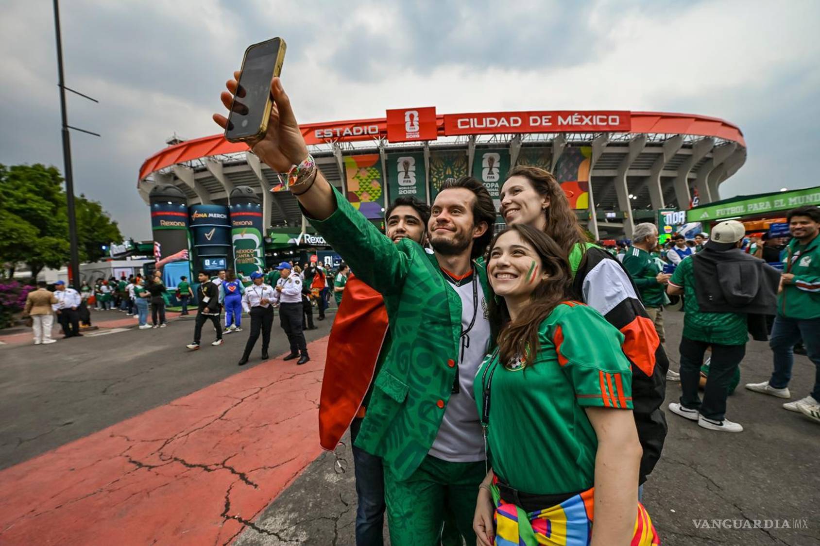 $!La eliminación del ascenso y descenso, el desarrollo de jugadores y el papel de la FMF fueron algunos de los temas que los aficionados señalaron como pendientes del futbol mexicano.