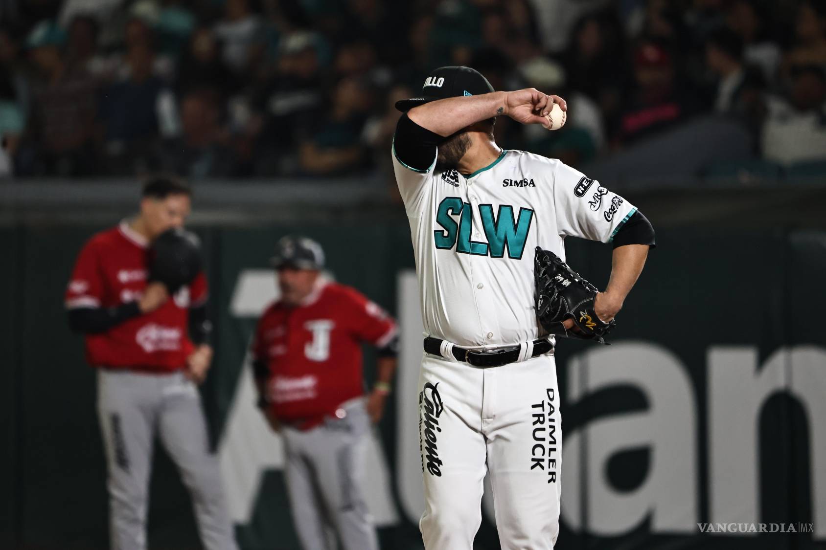 $!Un error defensivo en la novena permitió a Toros anotar la carrera del triunfo en Saltillo.