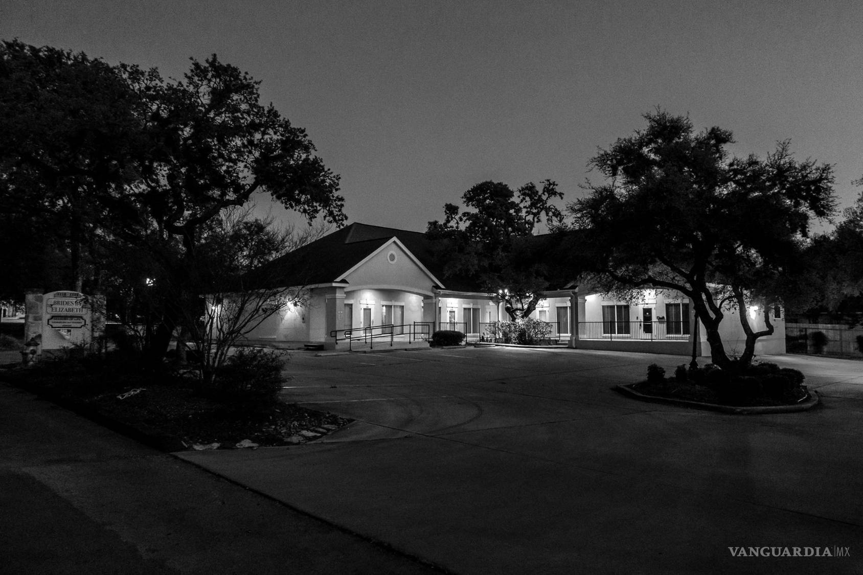 $!• Los fiscales federales llegaron a un acuerdo con el hijo del exgobernador de Aguascalientes Luis Armando Reynoso Femat en 2019. Habían alegado en una demanda civil que Reynoso Femat compró millones de dólares en bienes raíces del condado de Bexar, incluido este pequeño edificio de oficinas, con dinero robado. de las arcas del estado. Un abogado del hijo de Reynoso Femat dijo al San Antonio Express-News que había llegado a un acuerdo con el gobierno para vender la propiedad inmobiliaria, pero los registros de propiedad del condado muestran que todavía es propiedad de la empresa del hijo, R&amp;S International Investments LP.