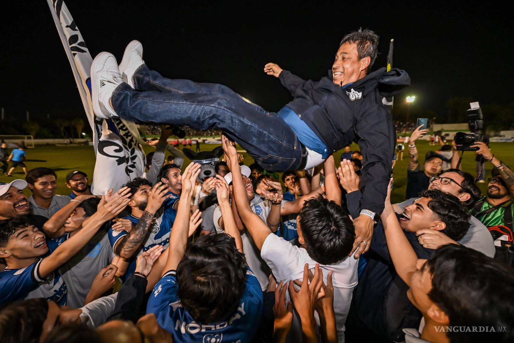 $!¡Celebra Saltillo Soccer su campeonato!