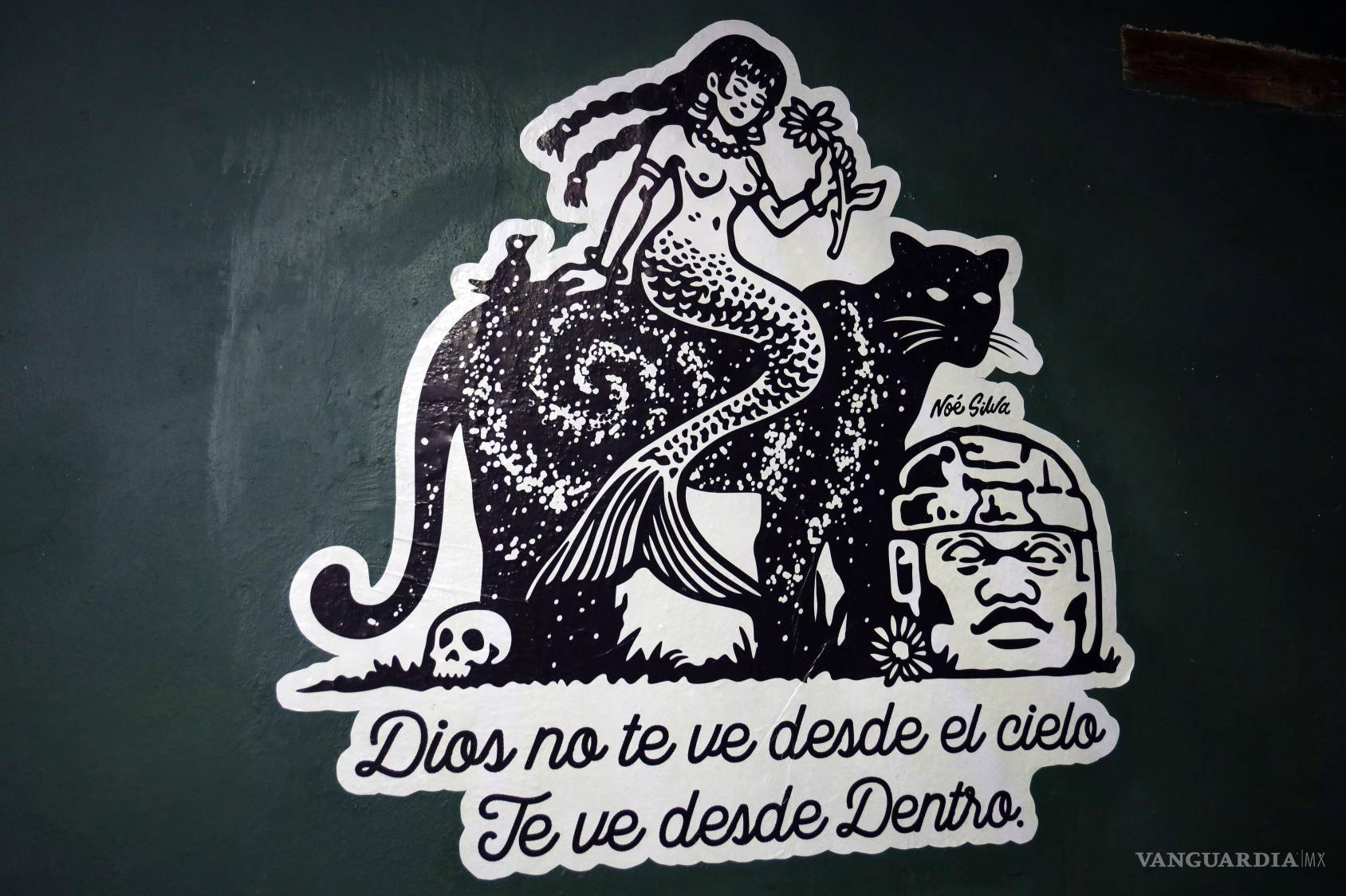 $!Noé Silva presenta 10 años de ‘mercancía popular’ con exposición en el Cerdo de Babel de Saltillo