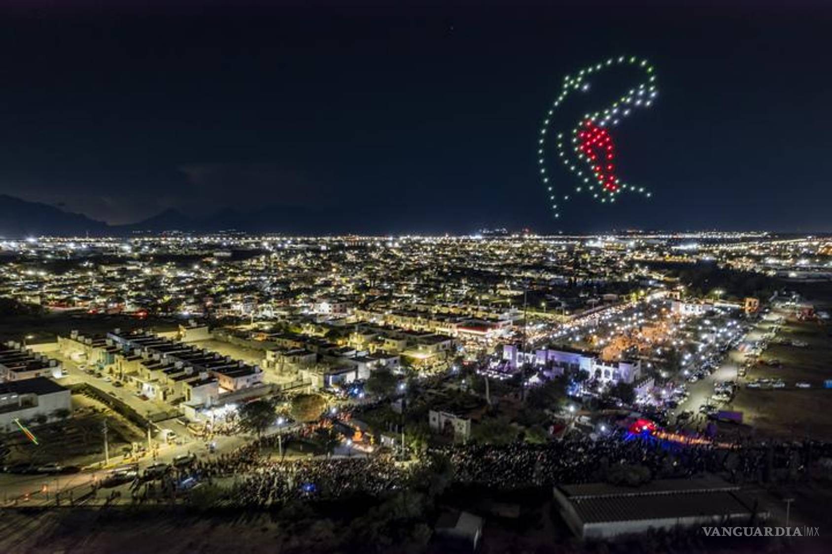 $!Hubo show de drones.