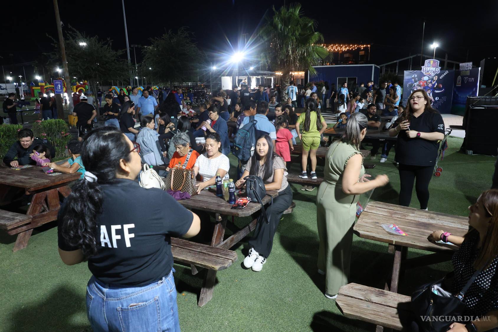 $!Juegos, alimentos y rifas complementaron la celebración deportiva organizada por TUPY.