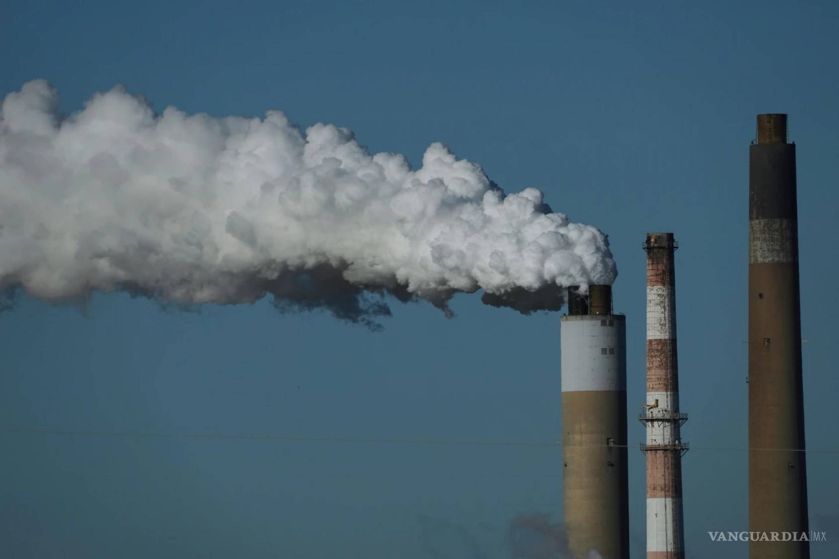 $!La central eléctrica de Warrick, una planta generadora de energía a base de carbón, entró en funcionamiento el 8 de abril de 2025 en Newburgh, Indiana.