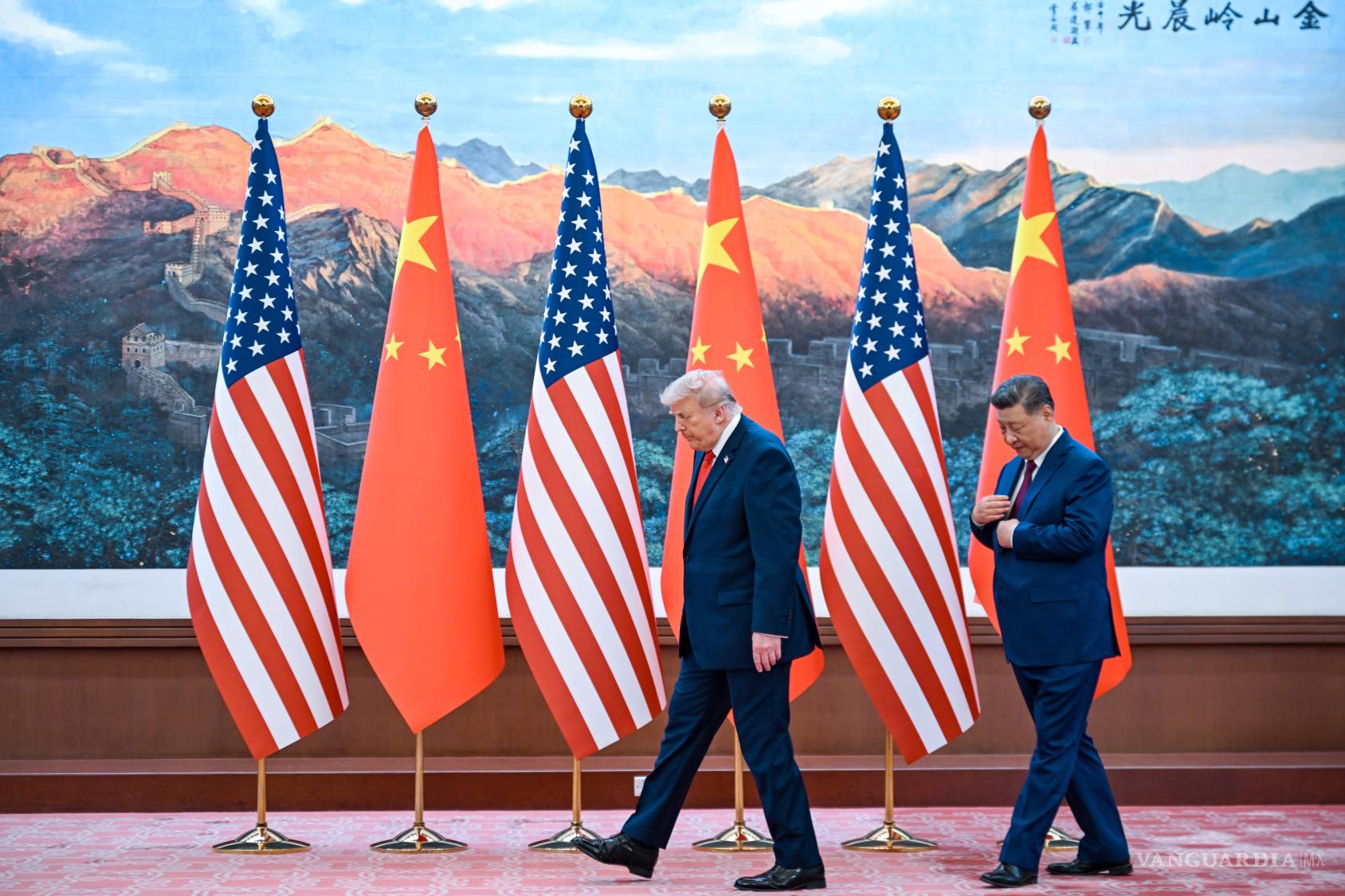 $!El presidente chino Xi Jinping, a la derecha, y el presidente estadounidense Donald Trump se reúnen en el Gran Salón del Pueblo en Pekín.