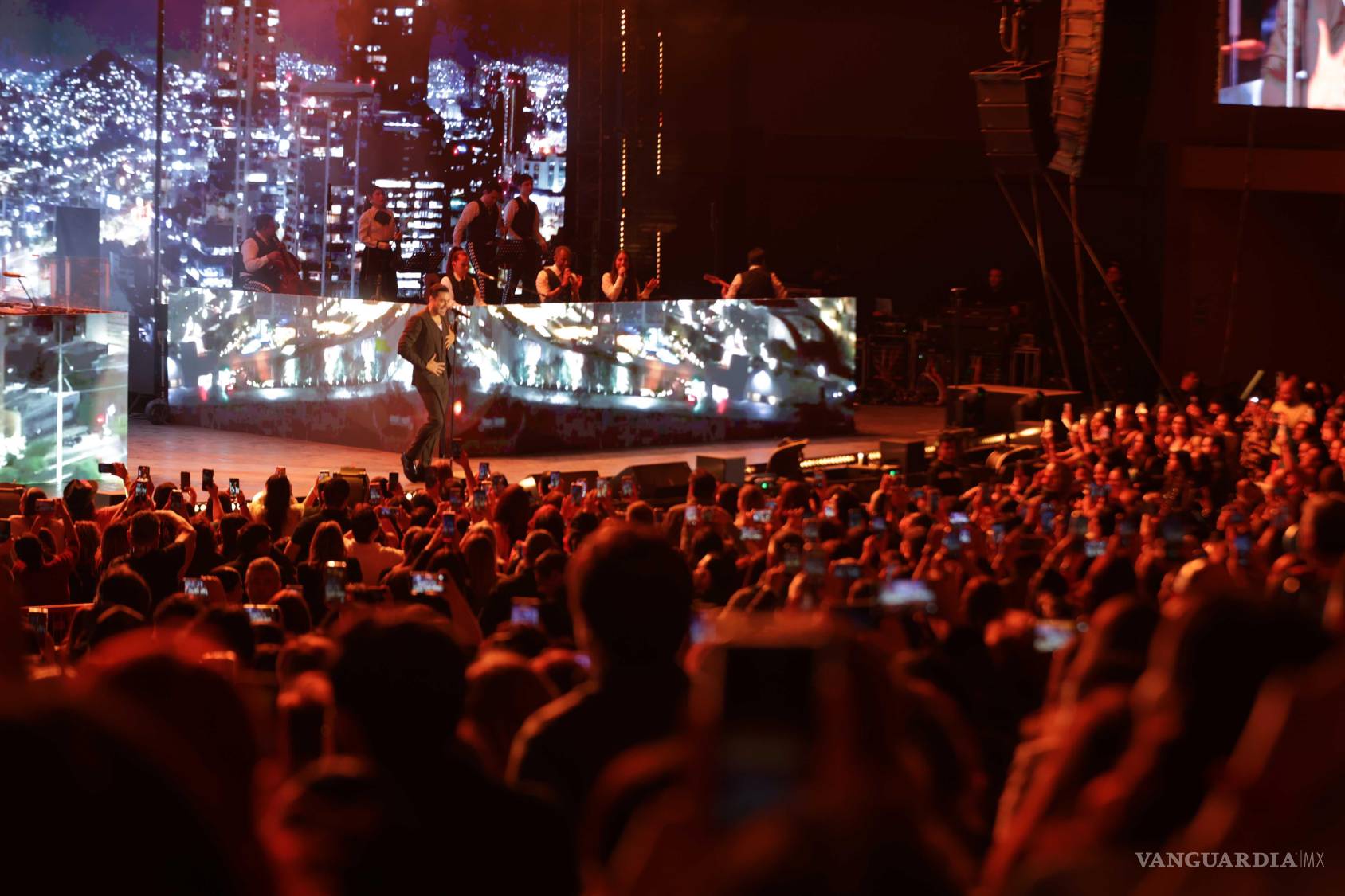 $!El Parque Las Maravillas lució abarrotado.