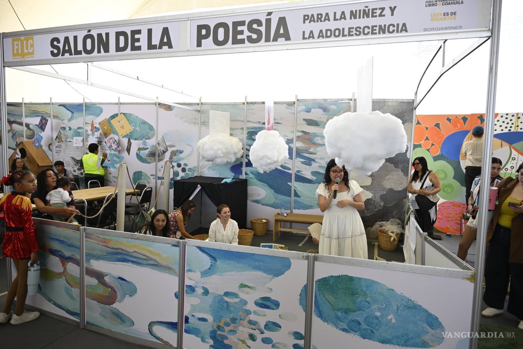 $!Acercan la poesía a los bebés en la FILC: Porque también los más pequeños merecen disfrutar de la literatura