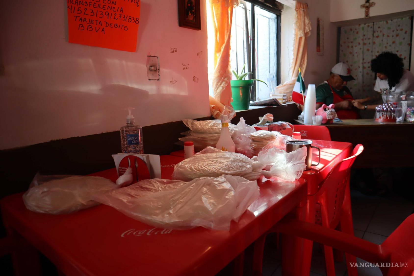 $!Don Félix se refleja en cada joven que ha comido en su restaurante.