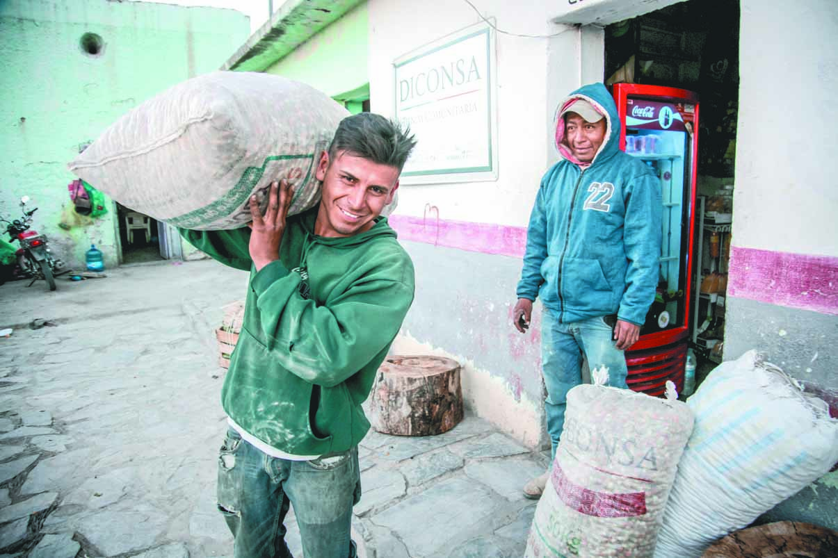 $!El viacrucis de los cabucheros