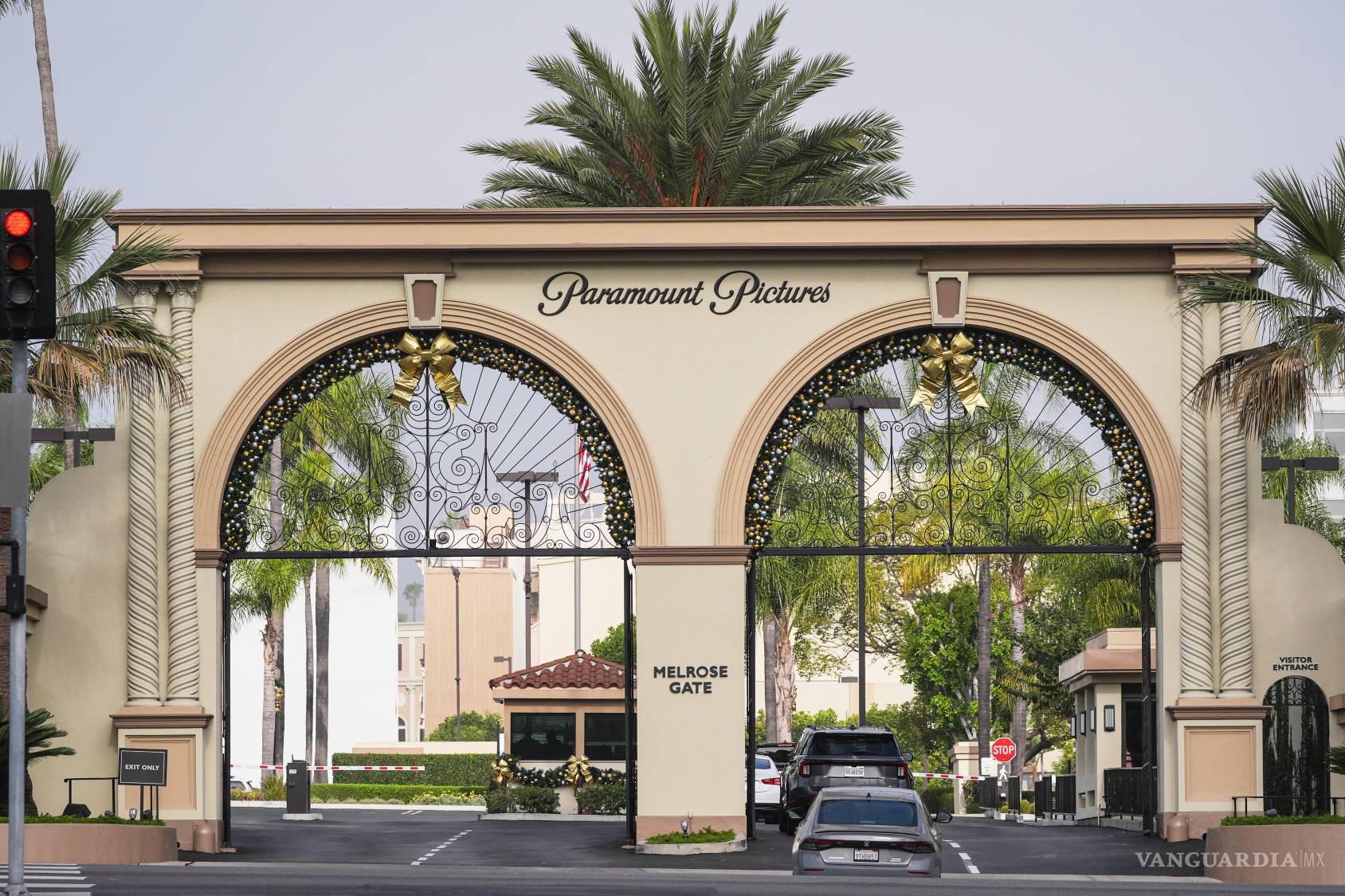 $!Instalaciones de Paramount Pictures, empresa que planea fusionarse con Warner Bros.