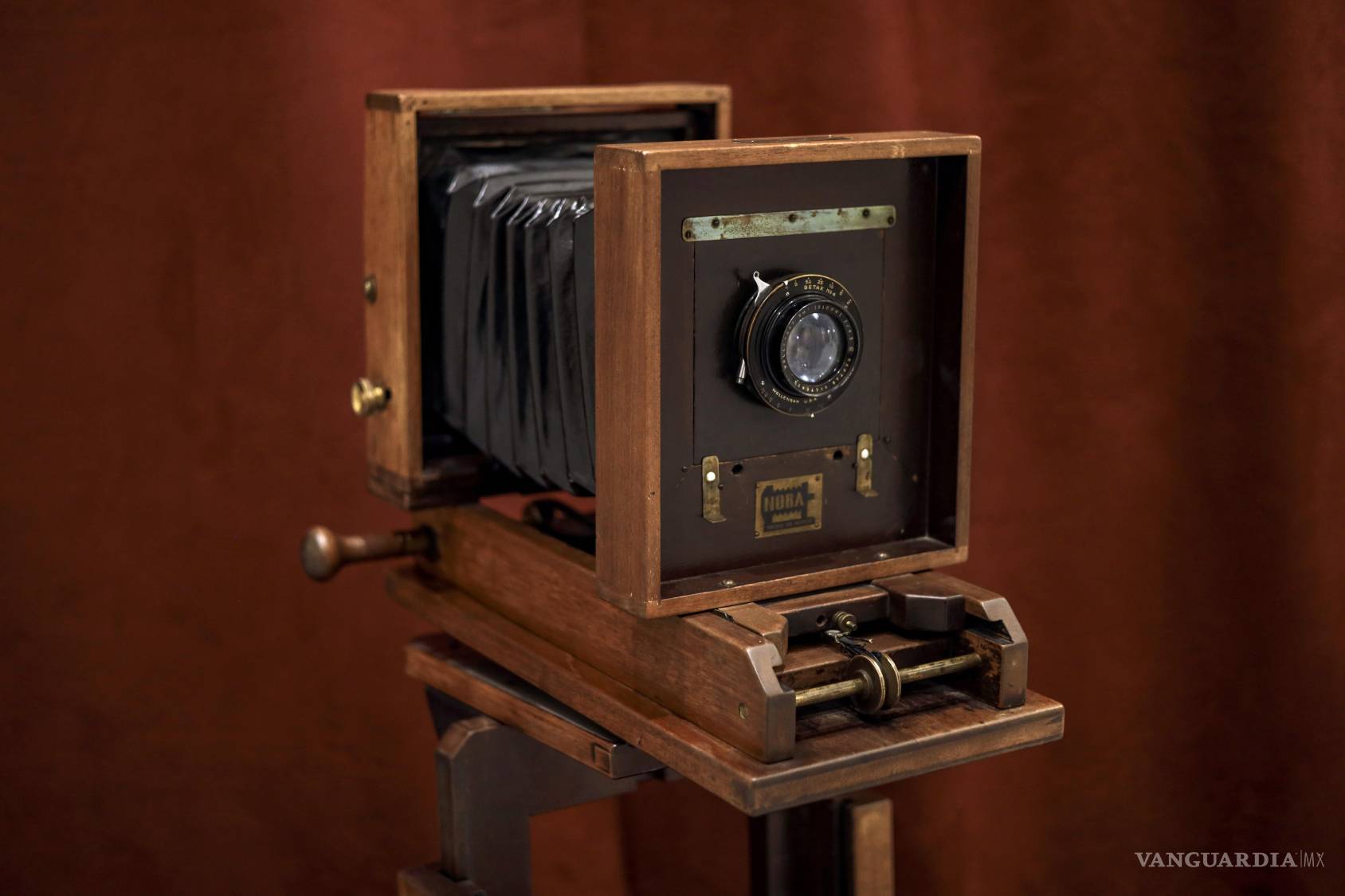 $!Así es la exposición de fotografía antigua ‘Una ventana al pasado de Saltillo’