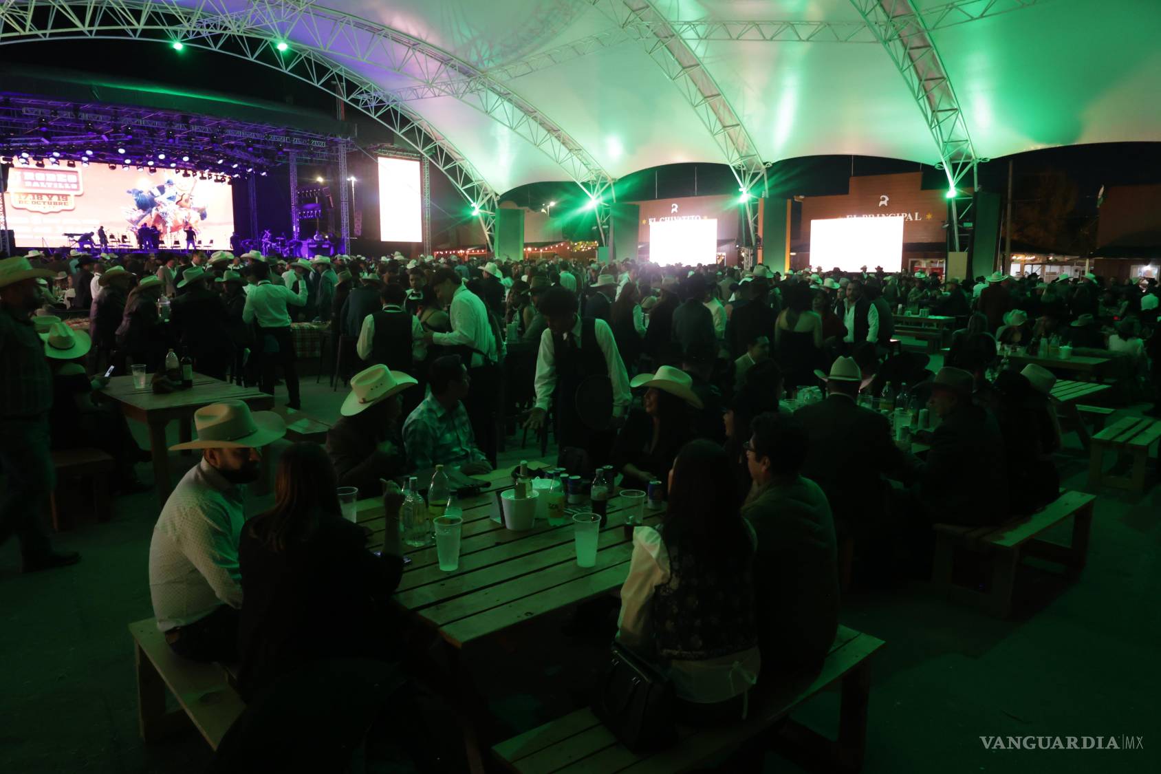 $!Llega el fin de semana más vaquero del año: inauguran Rodeo Saltillo 2025