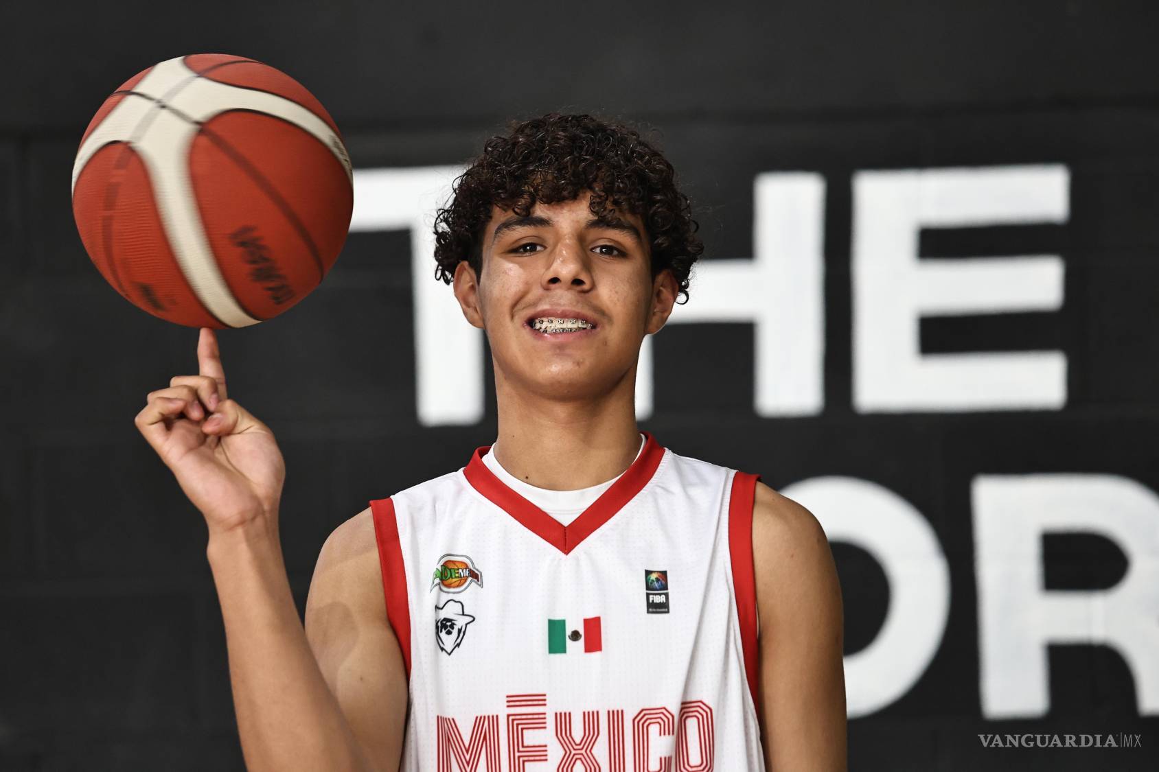$!Jordan Ramírez Vázquez, de Saltillo, relató su experiencia tras competir en Francia y representar a México.